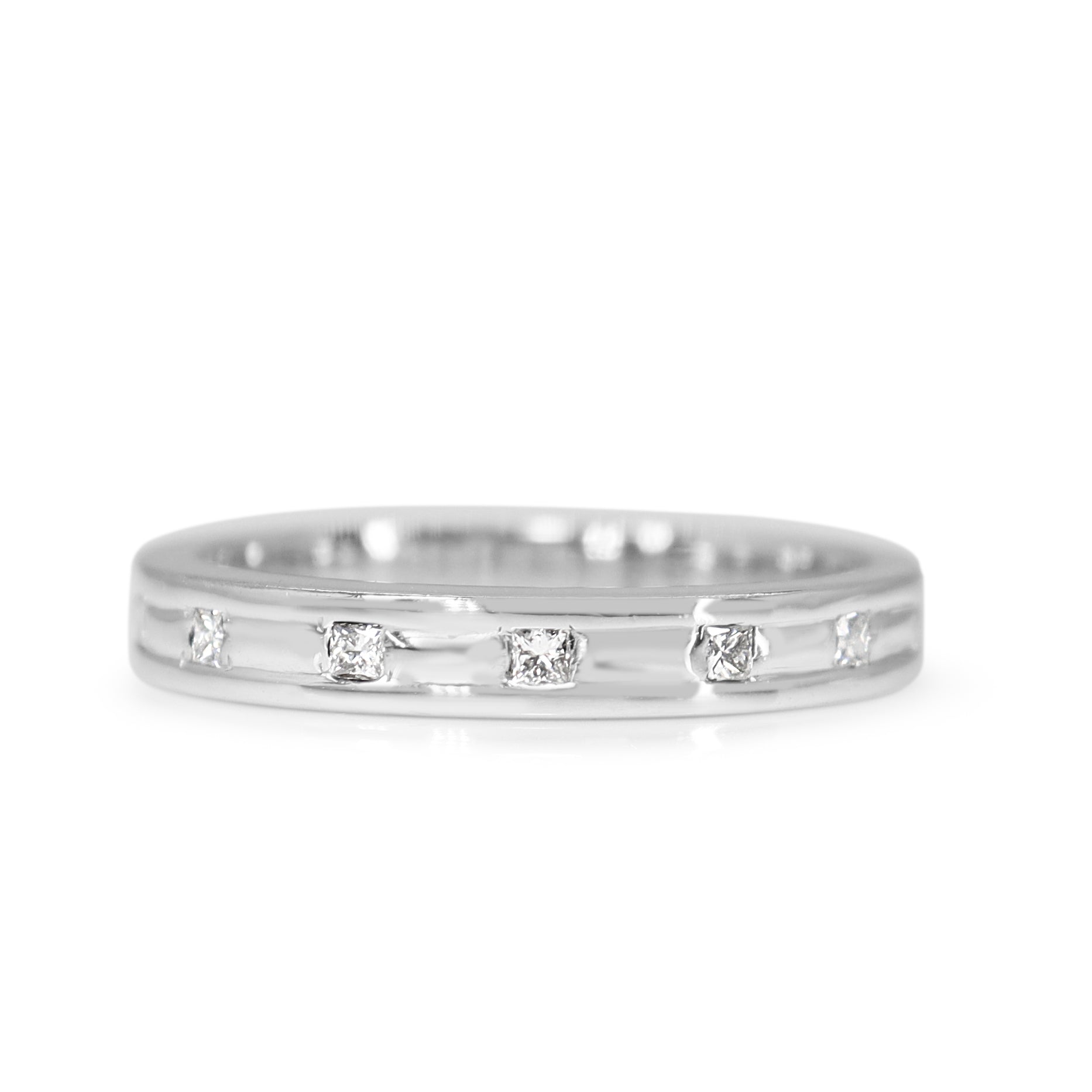 18ct white gold 0.12ct princess cut diamond wedding band