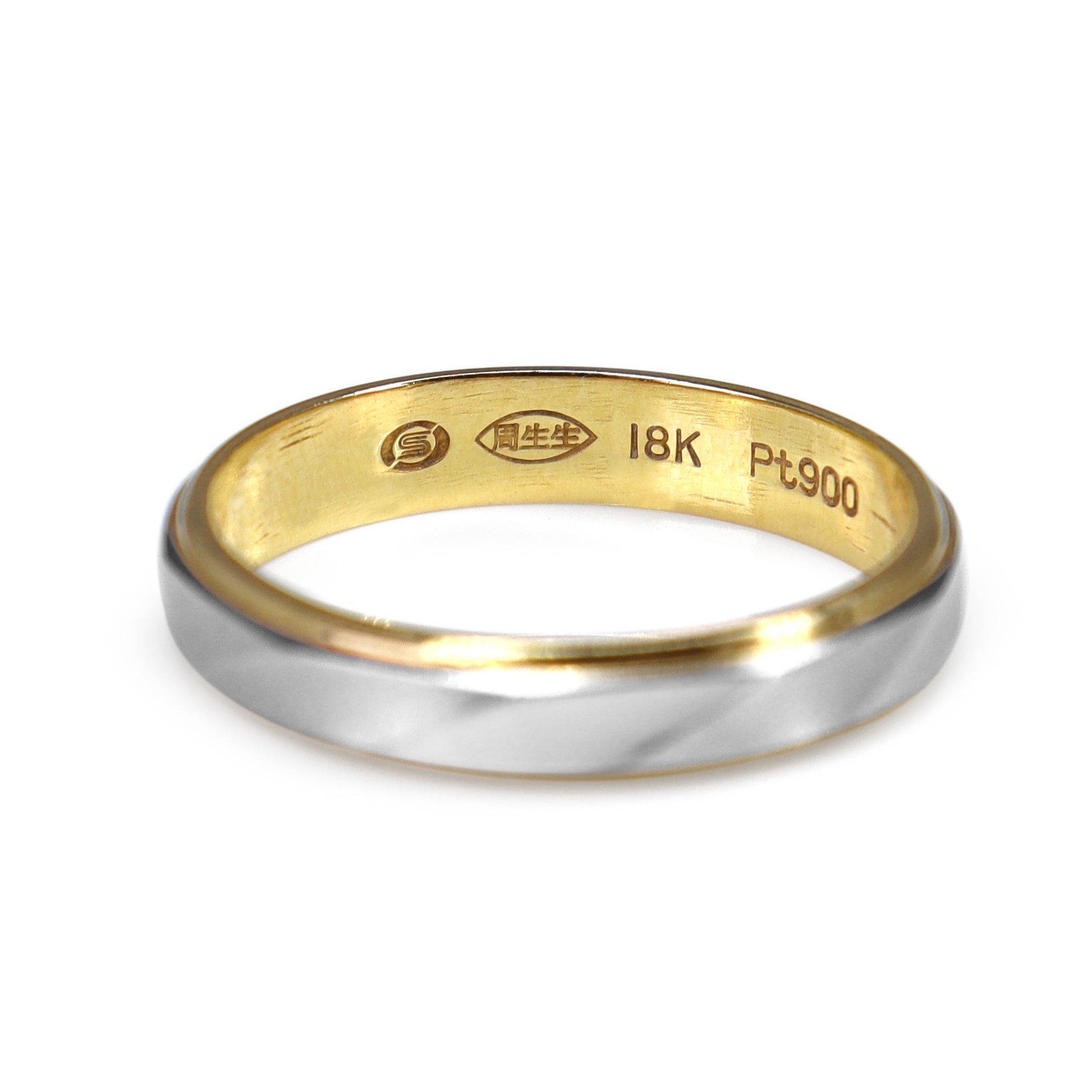 Side view of yellow gold and platinum 3.5mm wedding ring
