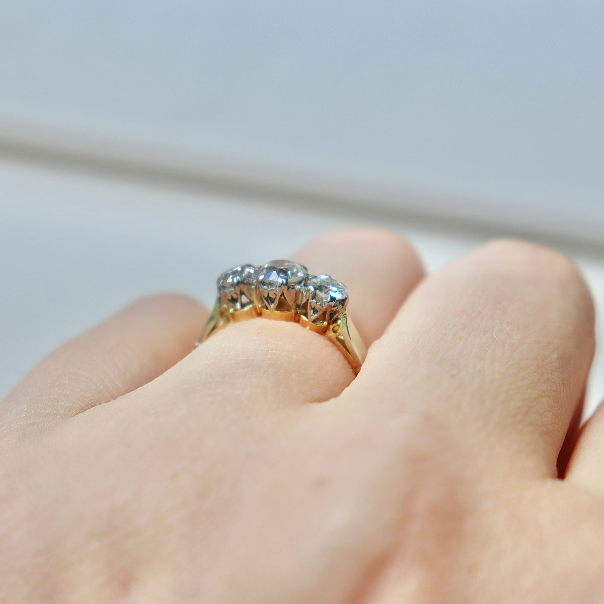 18ct and Platinum Antique Old Cut 3 Stone Diamond Ring