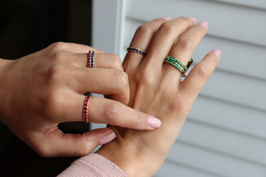 18ct Yellow Gold Sapphire Band Ring