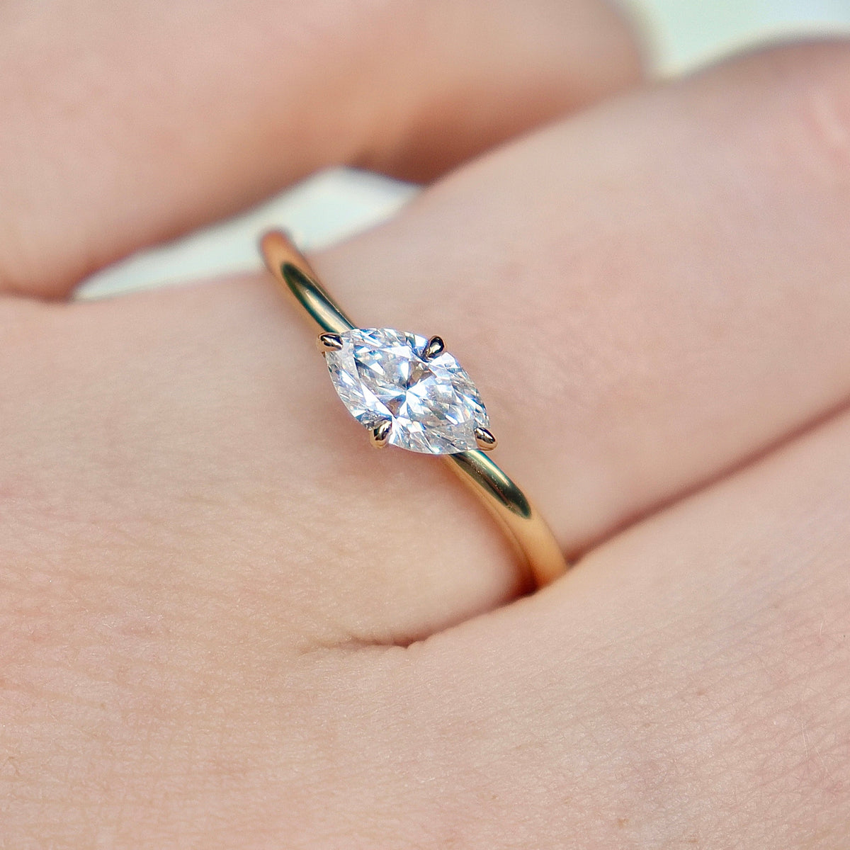 14ct Yellow Gold East West Marquise Diamond Curved Ring
