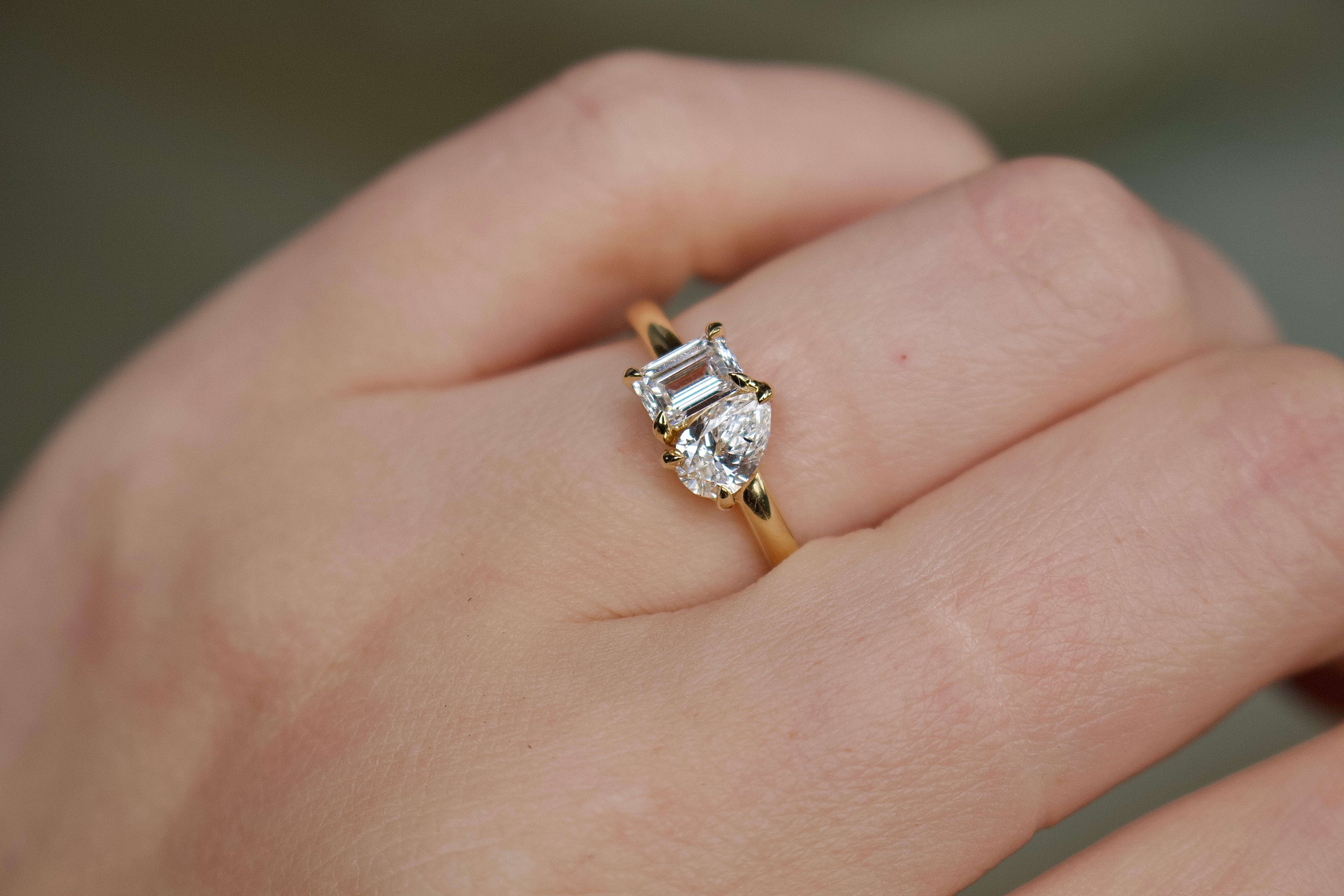 18ct Yellow Gold Emerald and Pear Cut Moi Et Toi Ring