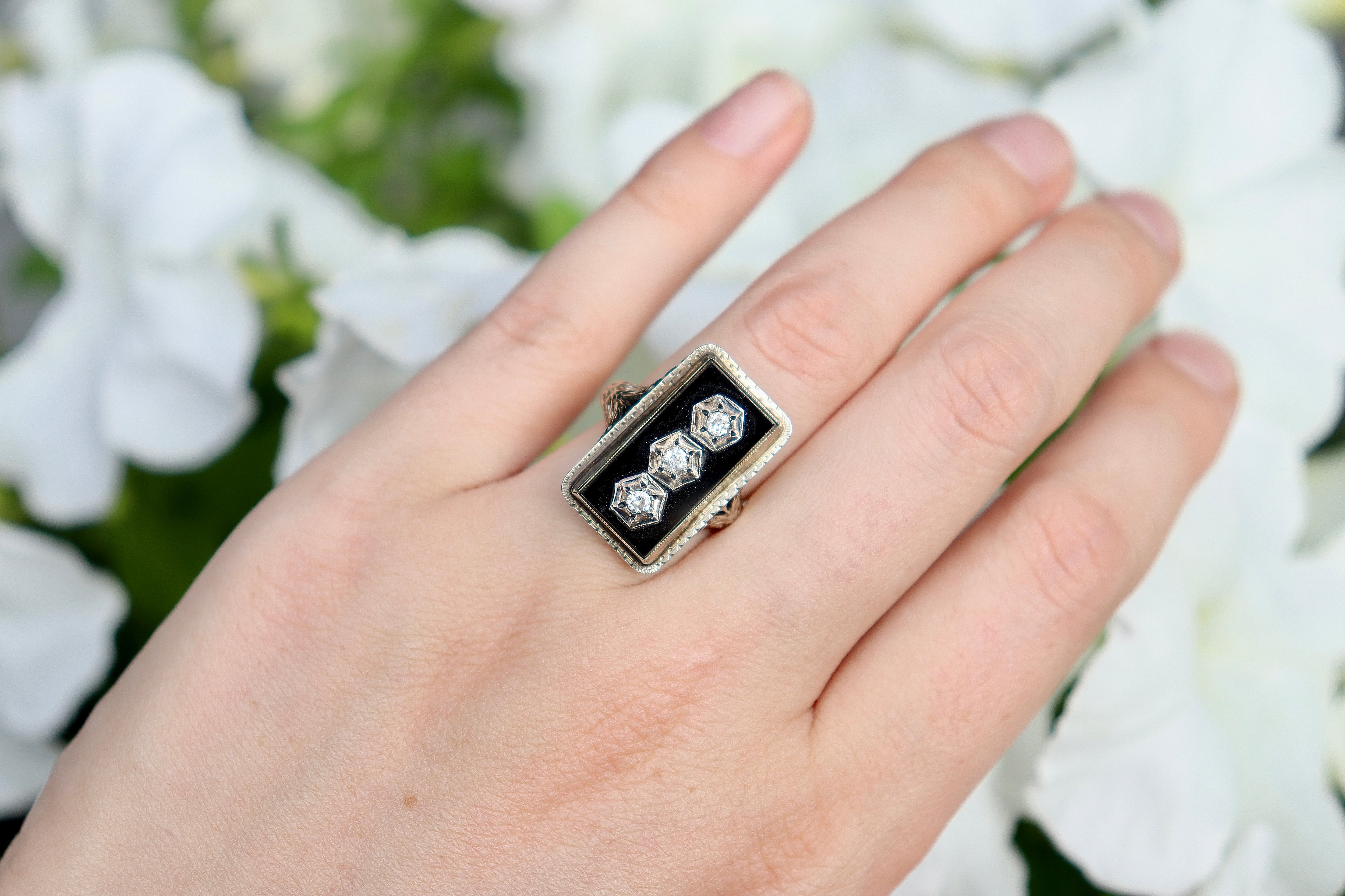 14ct White Gold Art Deco Onyx and Old Cut Diamond Ring