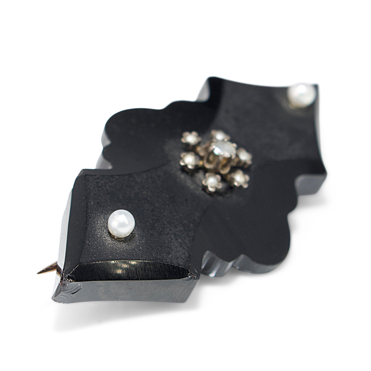 14ct Yellow Gold Antique Seed Pearl Brooch