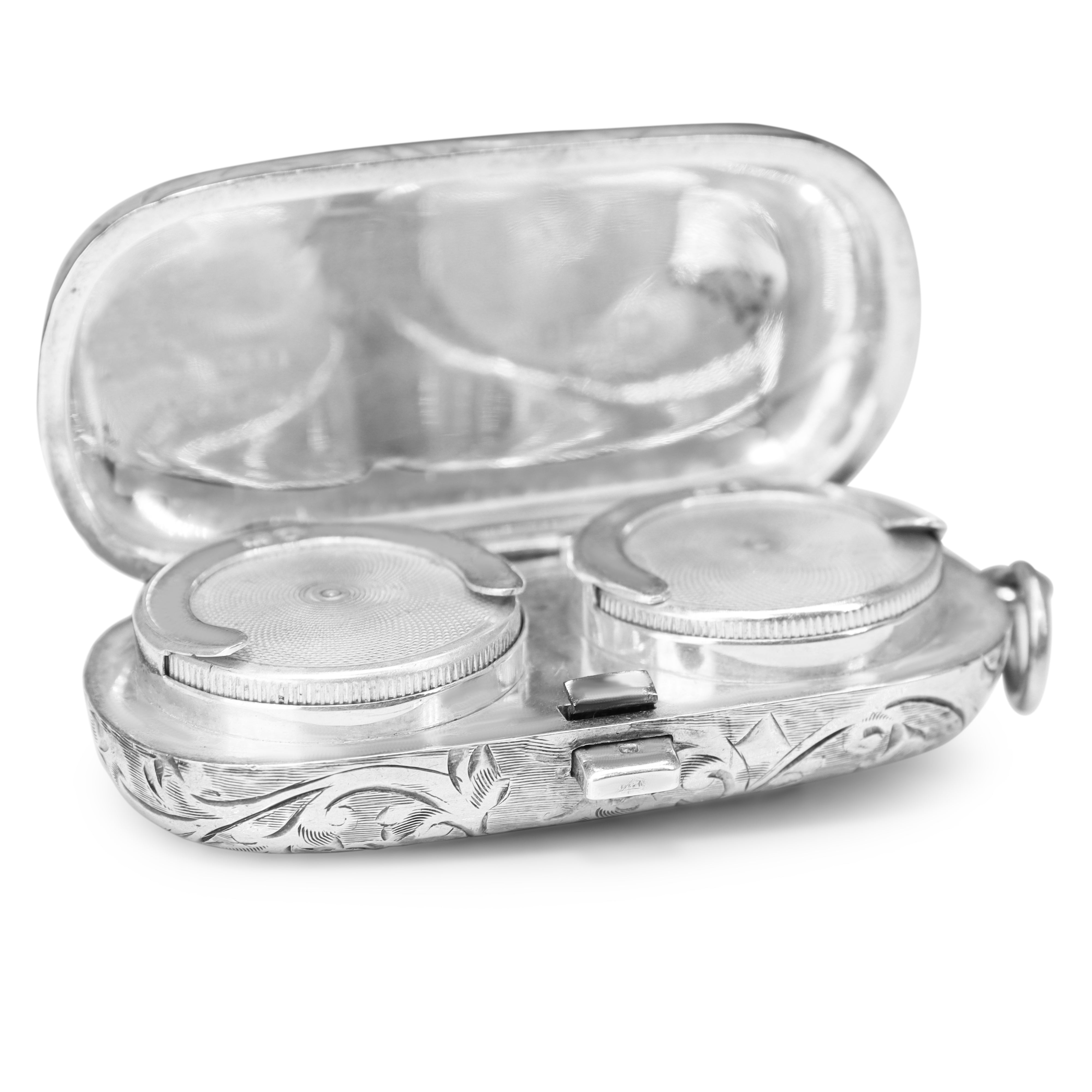 Silver Antique Sovereign / Coin Holder