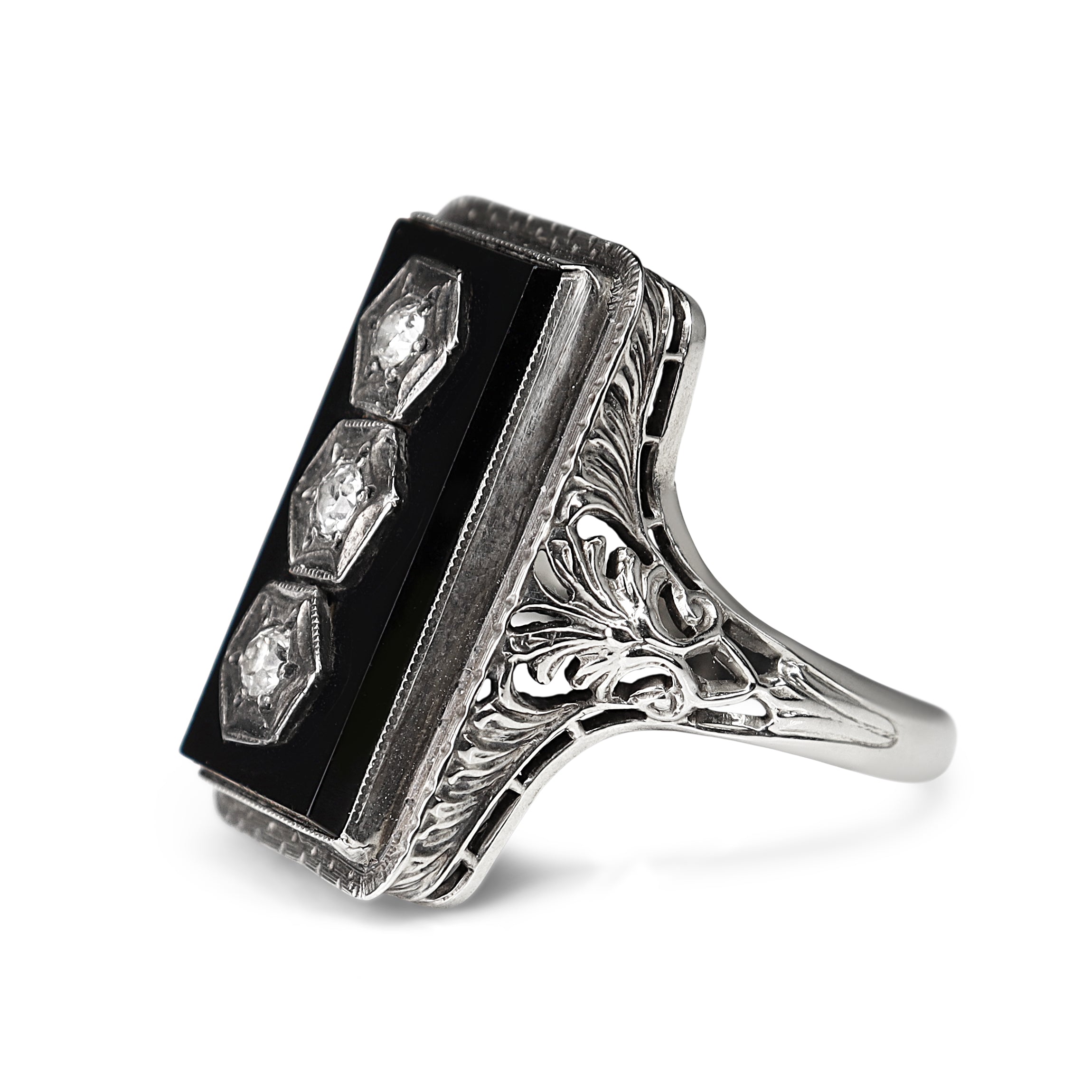 14ct White Gold Art Deco Onyx and Old Cut Diamond Ring
