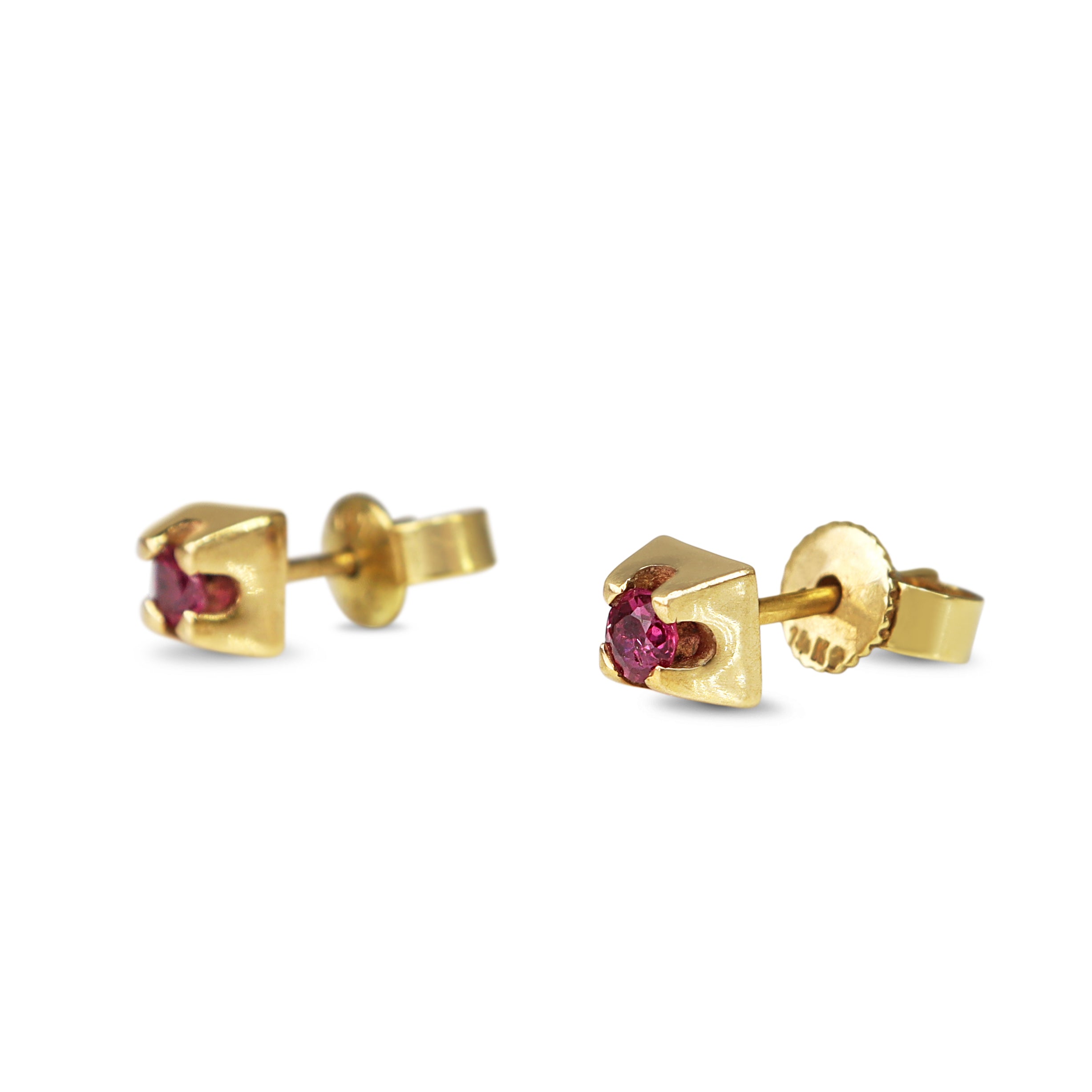 18ct Yellow Gold Vintage Ruby Stud Earrings