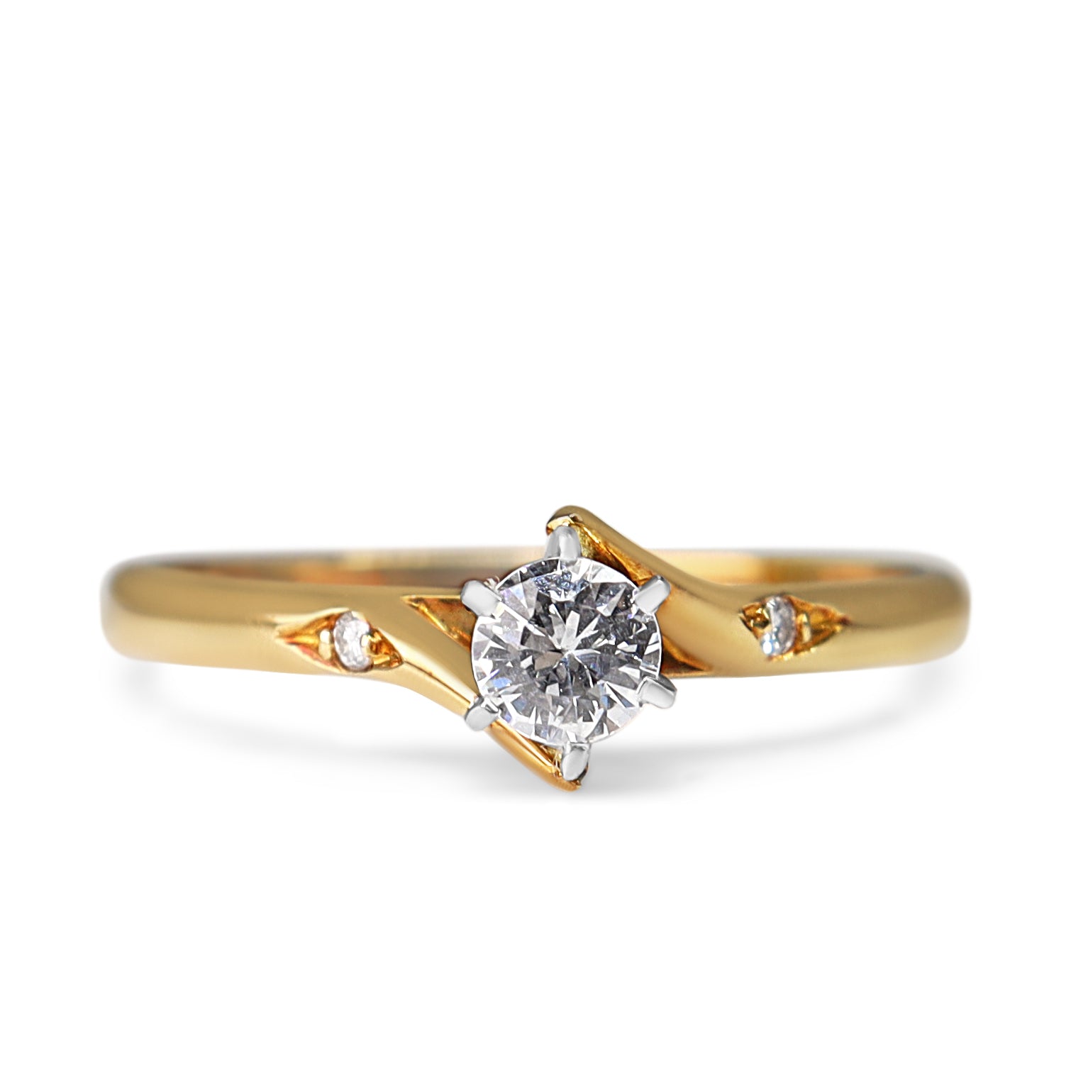 18ct Yellow Gold Diamond Solitaire Twist Ring