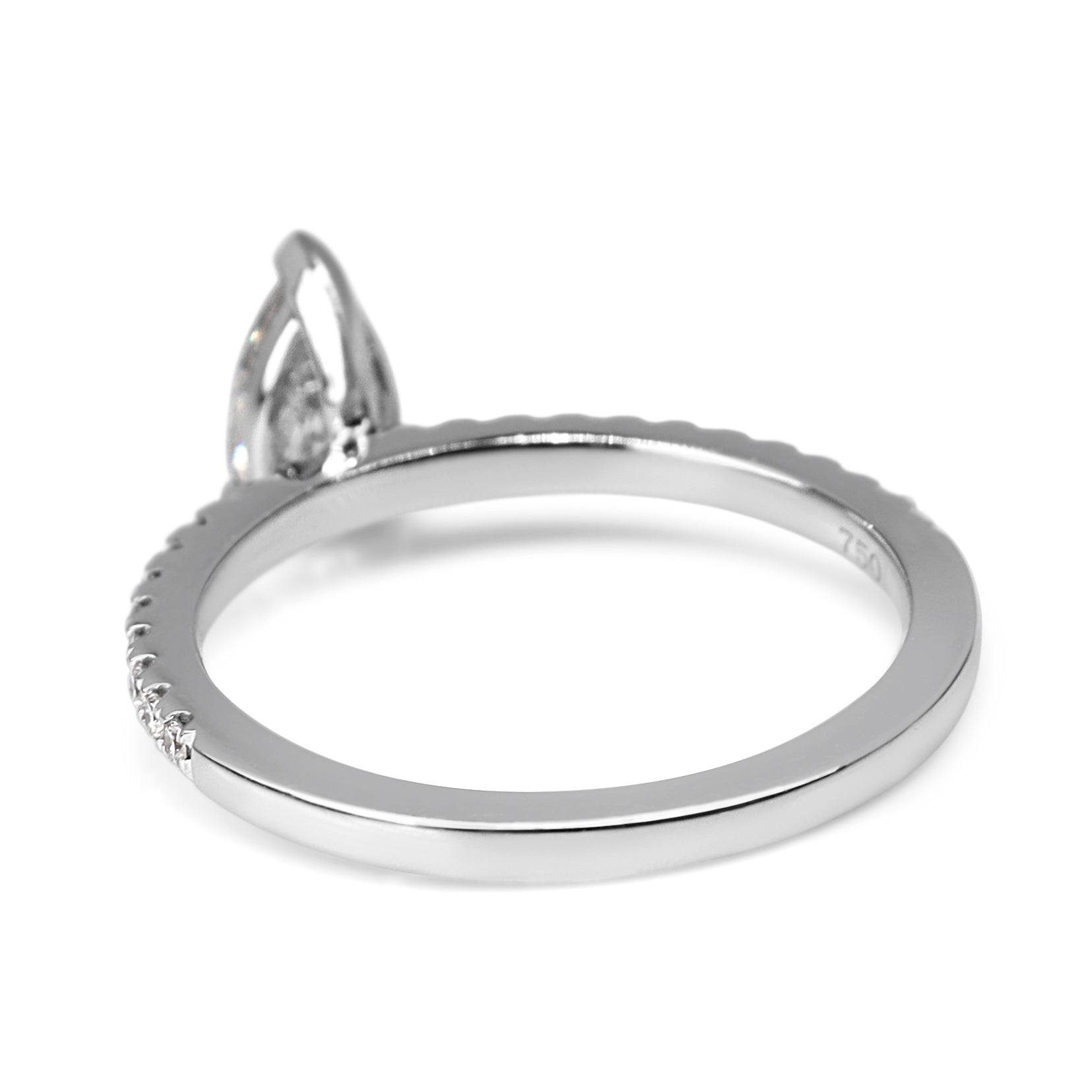 18ct White Gold Pear Solitaire Diamond Ring