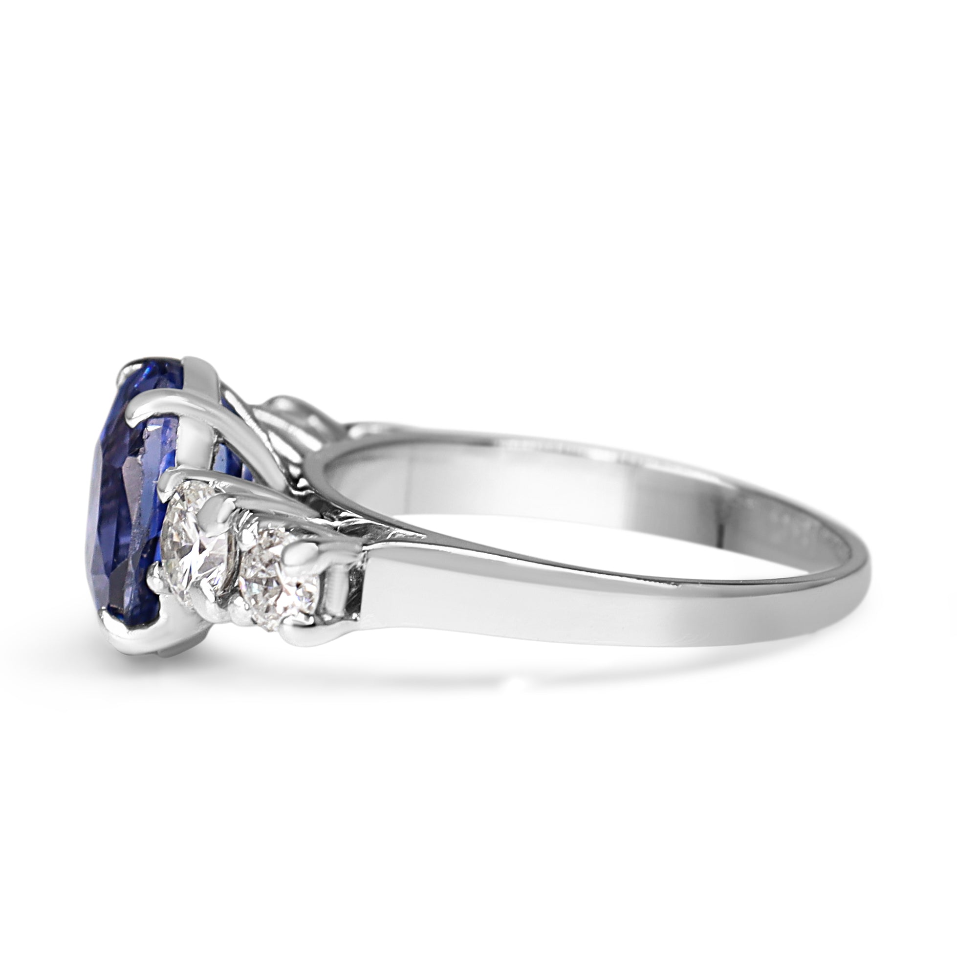 18ct White Gold Sapphire and Diamond 5 Stone Ring