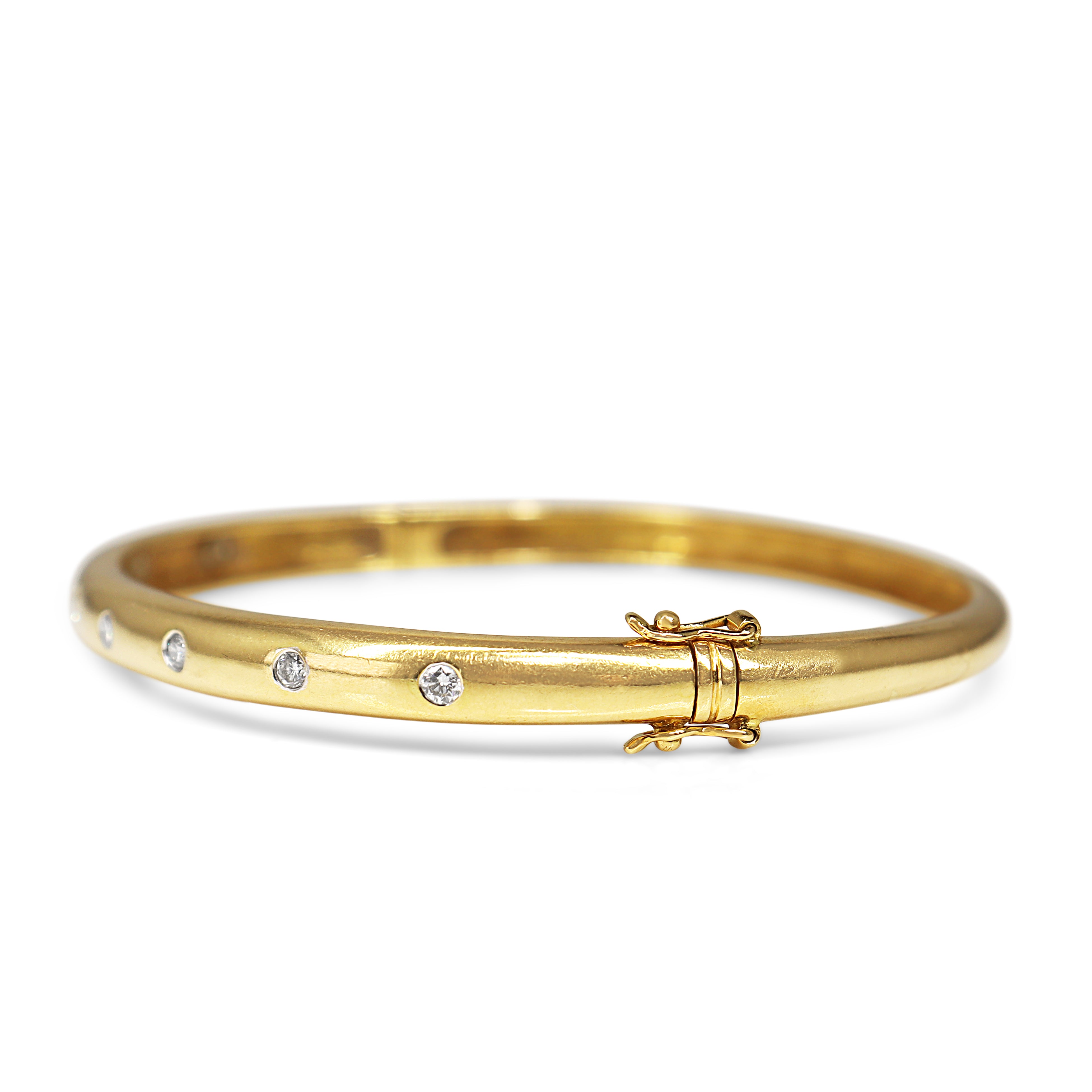 18ct Yellow Gold Rubbed In Diamond Set Hinged Bangle