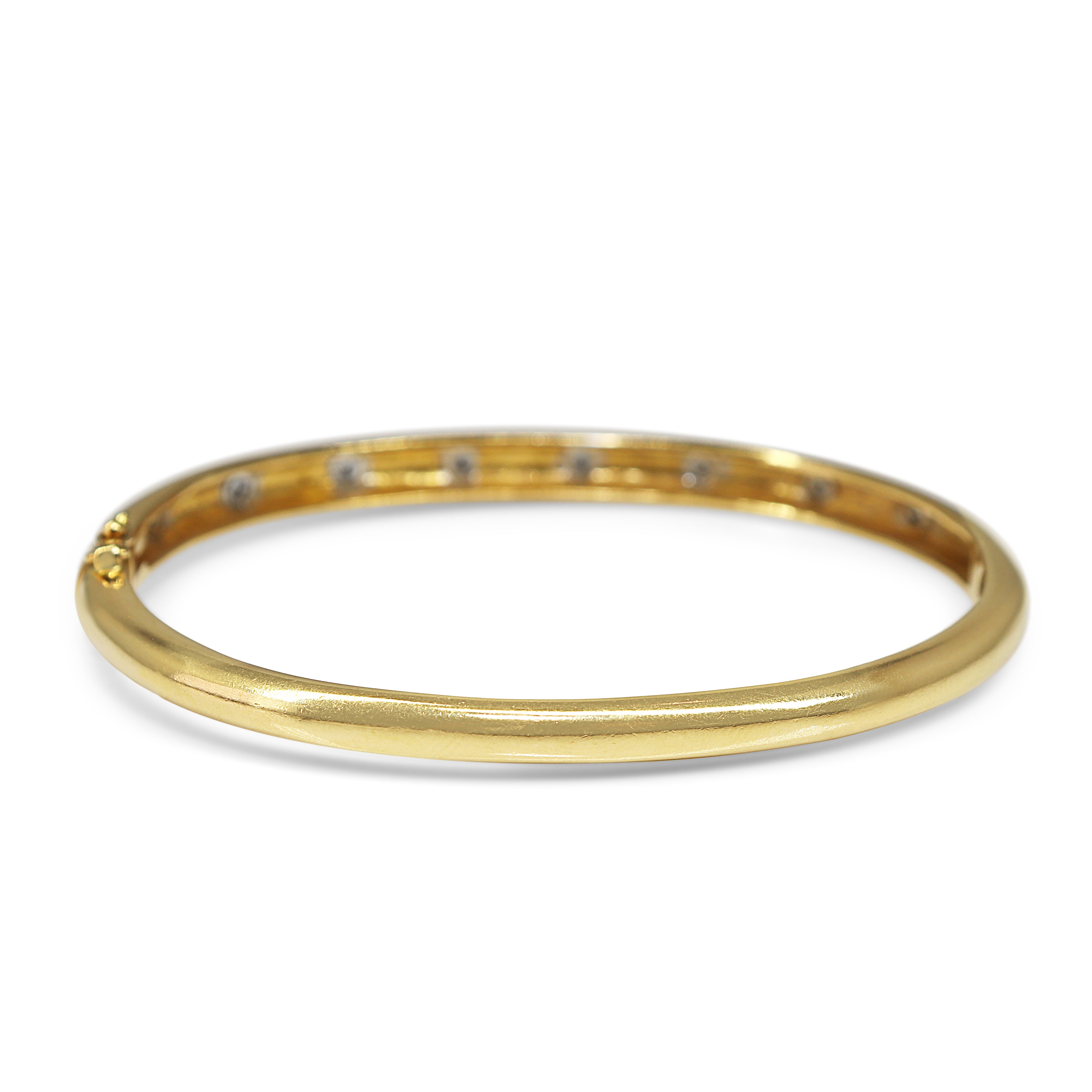 18ct Yellow Gold Rubbed In Diamond Set Hinged Bangle
