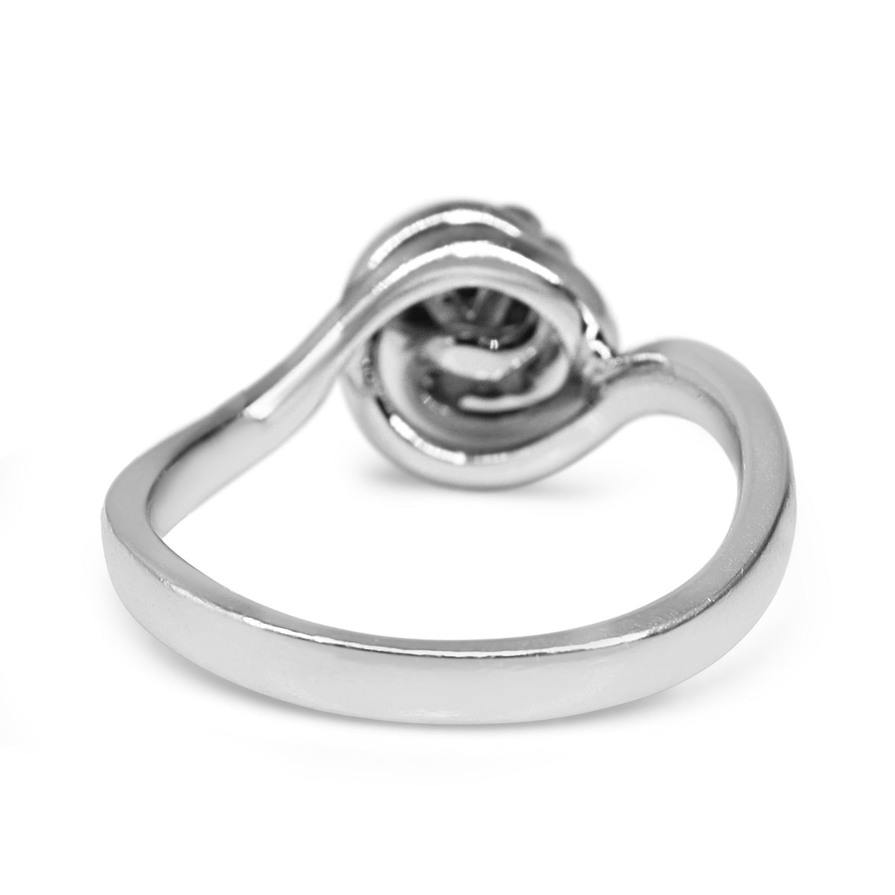 18ct White Gold Diamond Cluster Ring