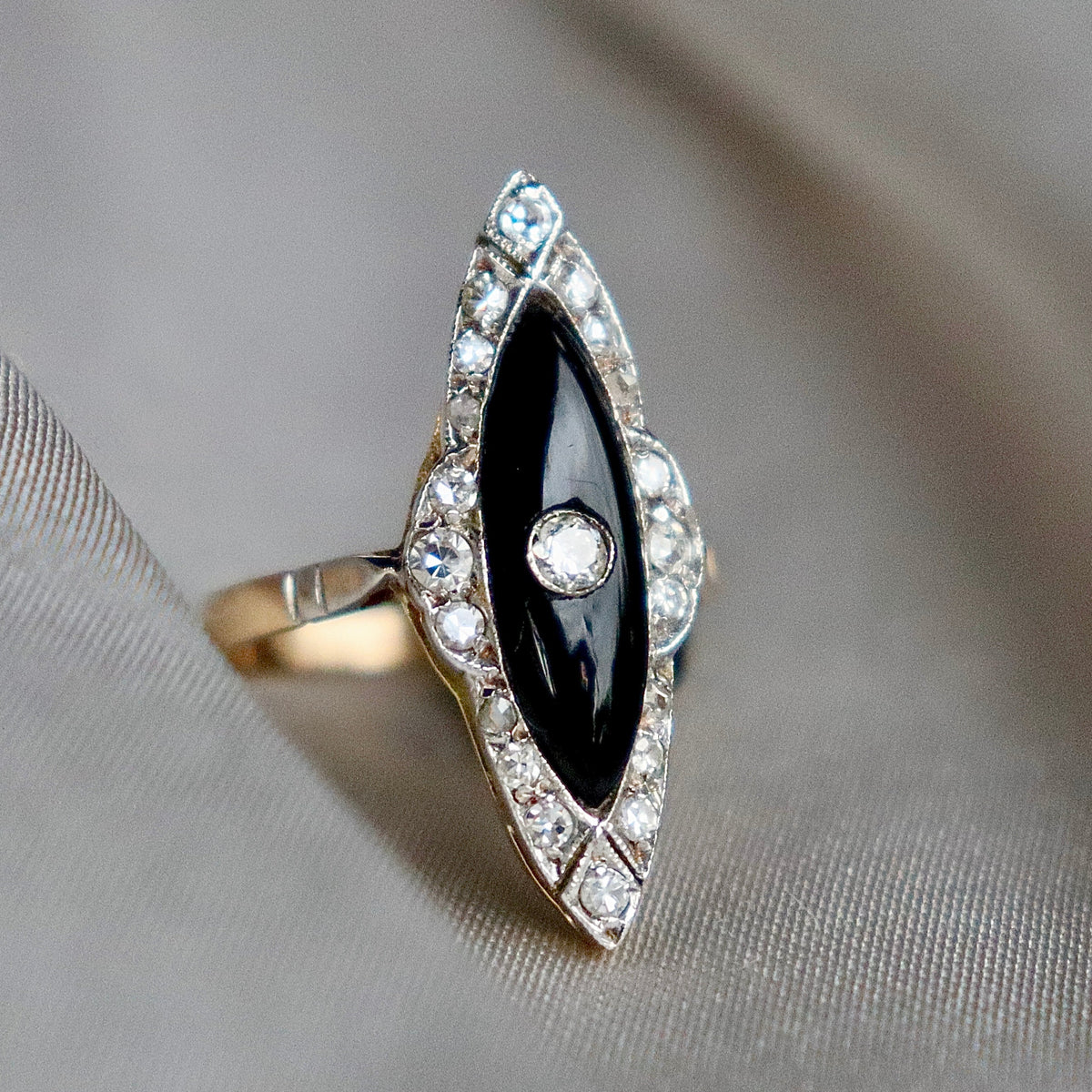 18ct Yellow and White Gold Art Deco Onyx and Old Cut Diamond Ring