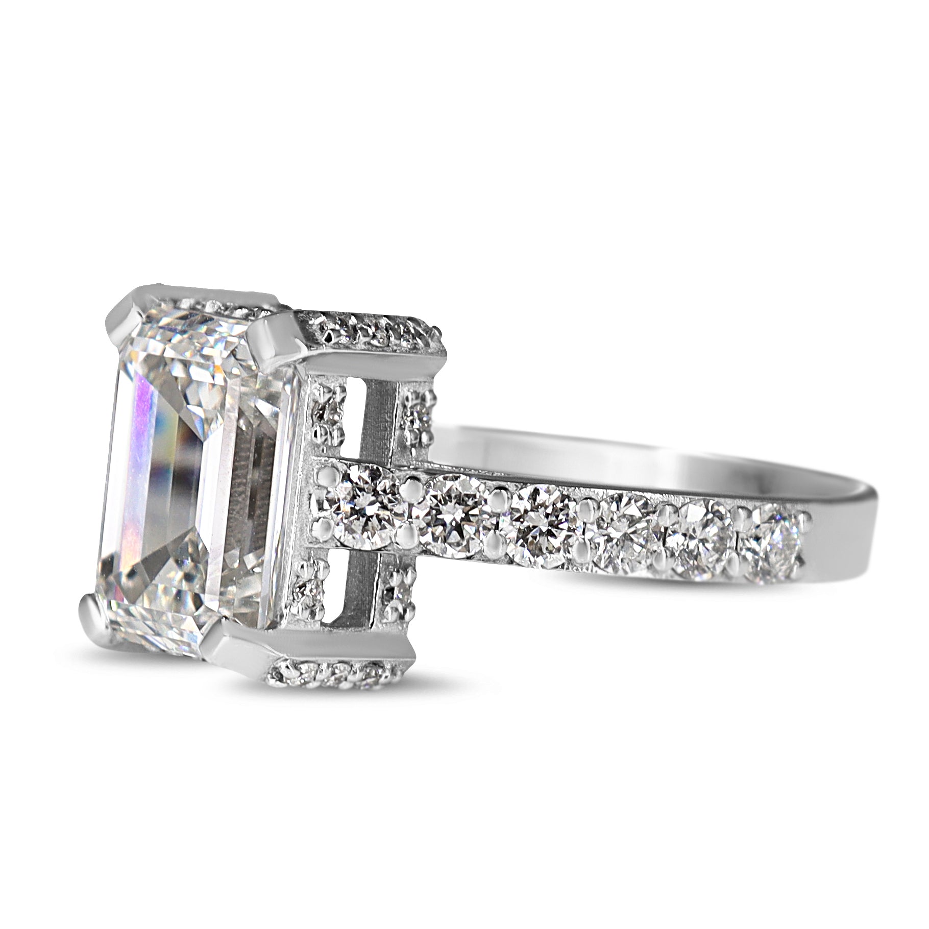 14ct White Gold 2.84ct Emerald Cut Lab Grown Diamond with Natural Diamond Basket/Shoulders