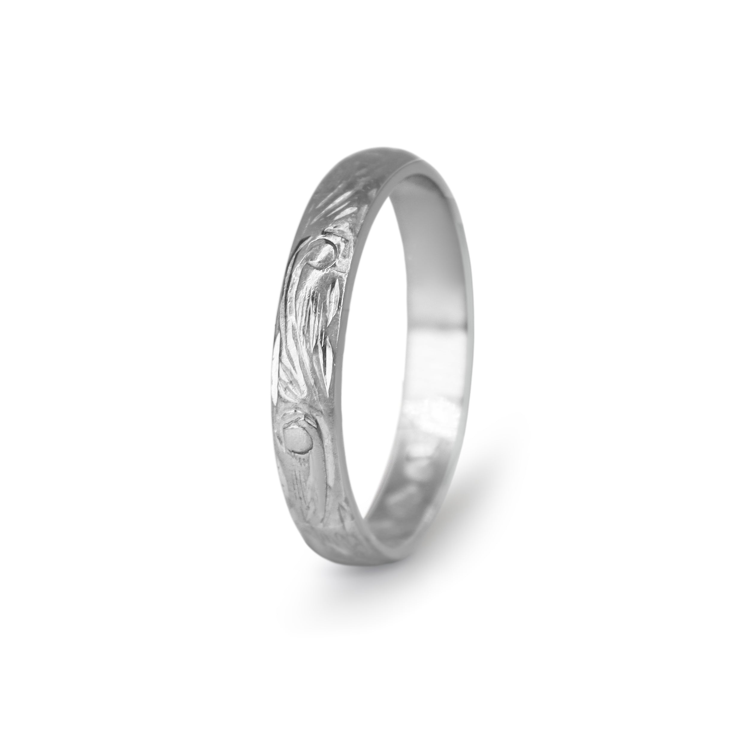 18ct White Gold Scroll and Leaf Engraved Band Ring