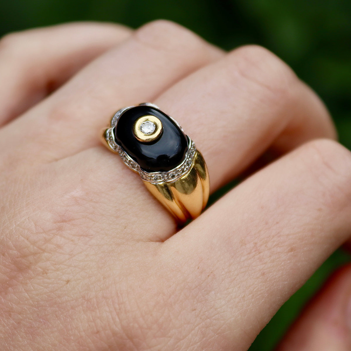 18ct Yellow Gold Vintage Onyx and Diamond Ring