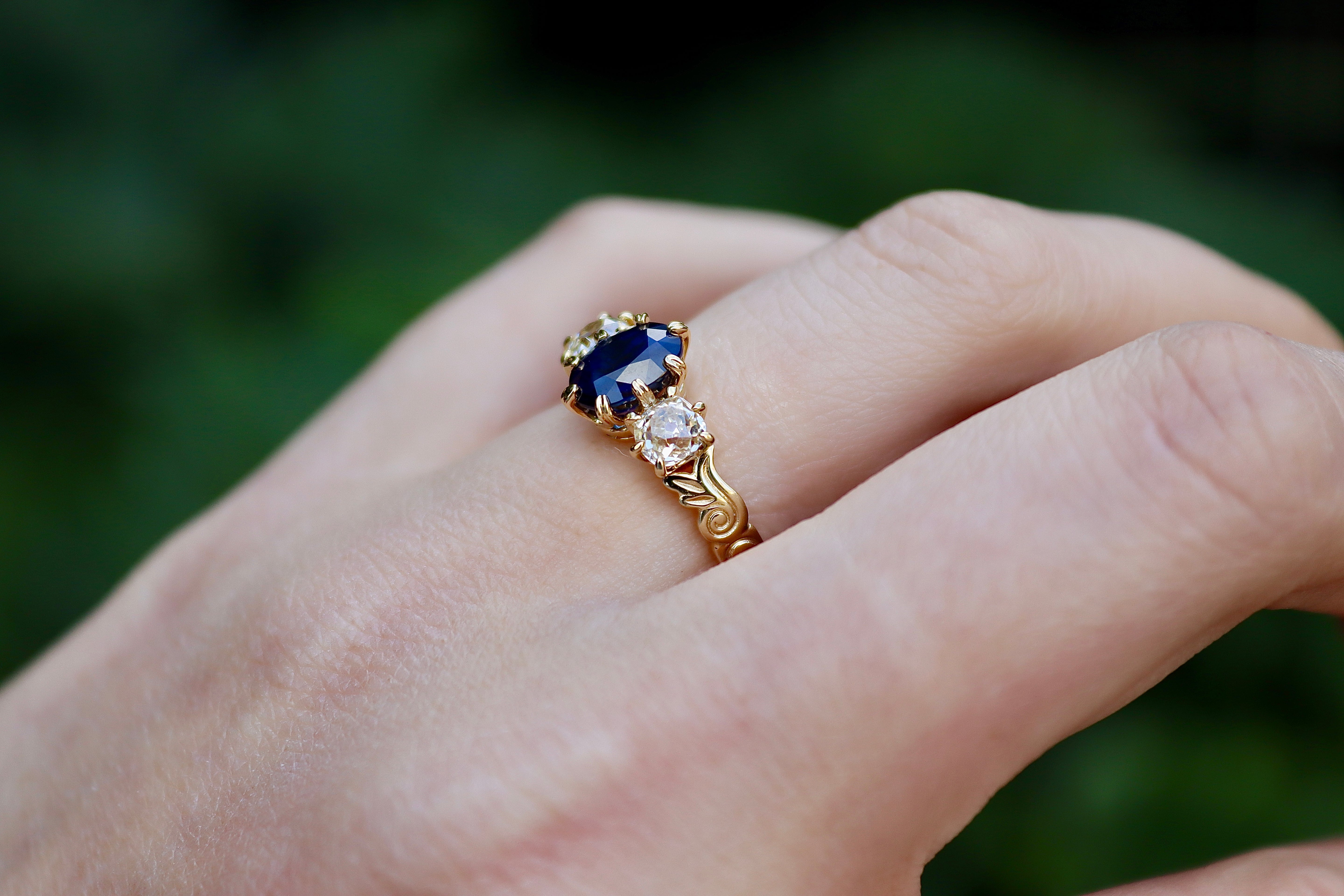 18ct Yellow Gold Antique Style Sapphire and Old Cut Diamond 3 Stone Ring