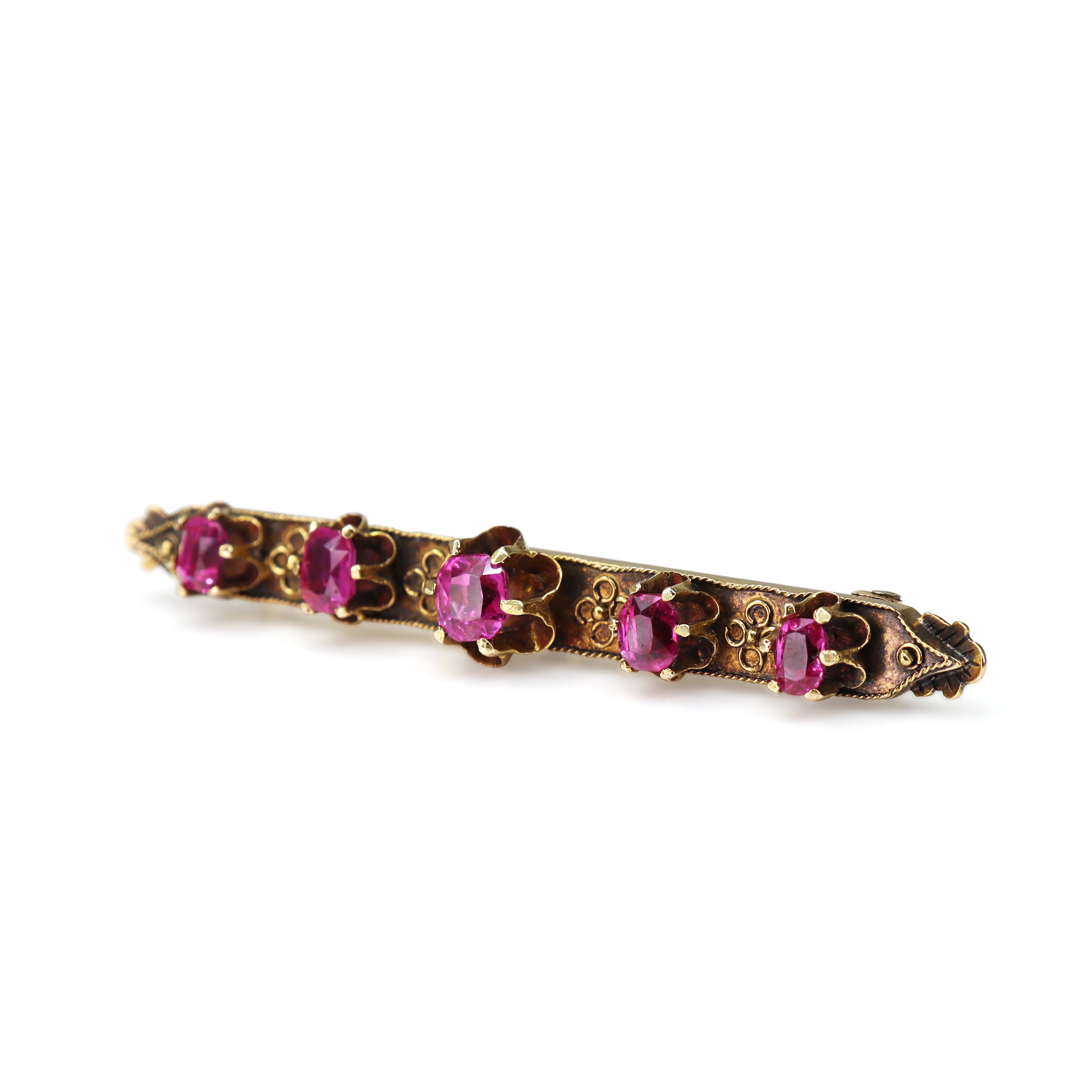15ct Yellow Gold Antique Ruby Bar Brooch