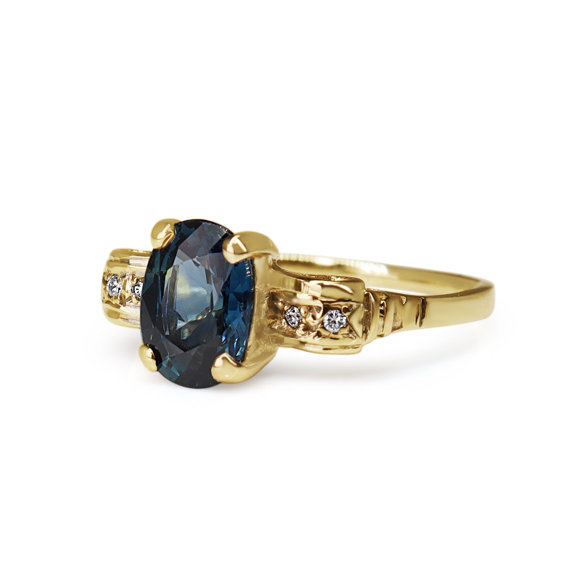 18ct Yellow Gold Vintage Sapphire and Diamond Ring