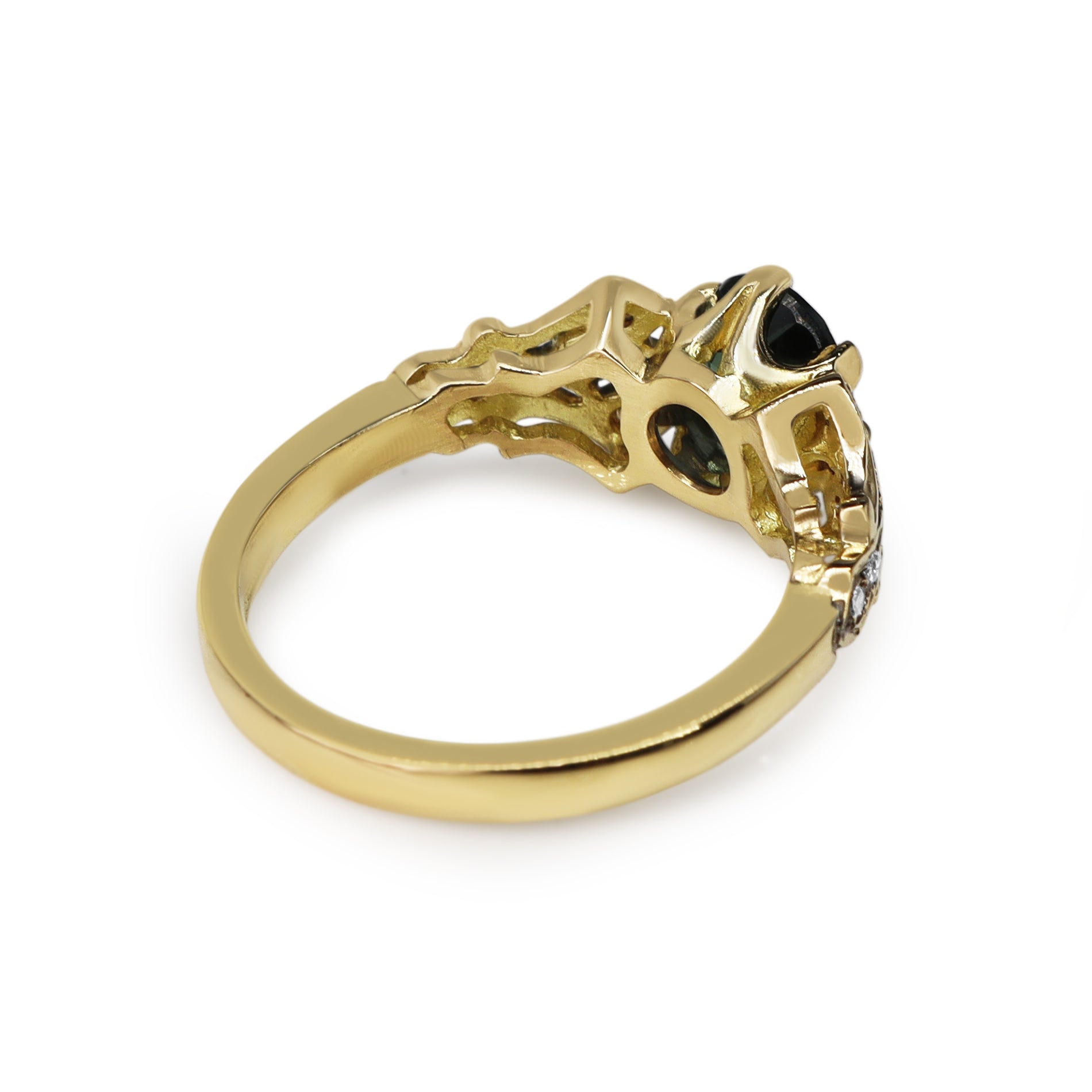 18ct Yellow Gold Teal Sapphire and Diamond Vintage Style Ring