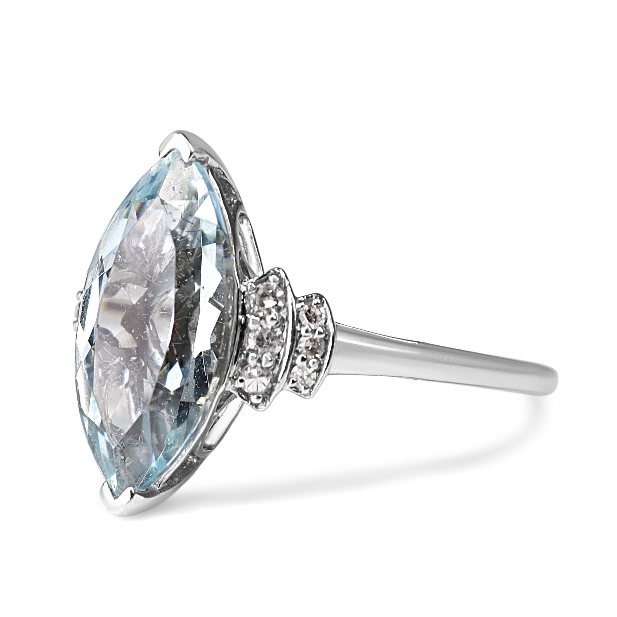 9ct White Gold Aquamarine and Step Down Diamond Ring