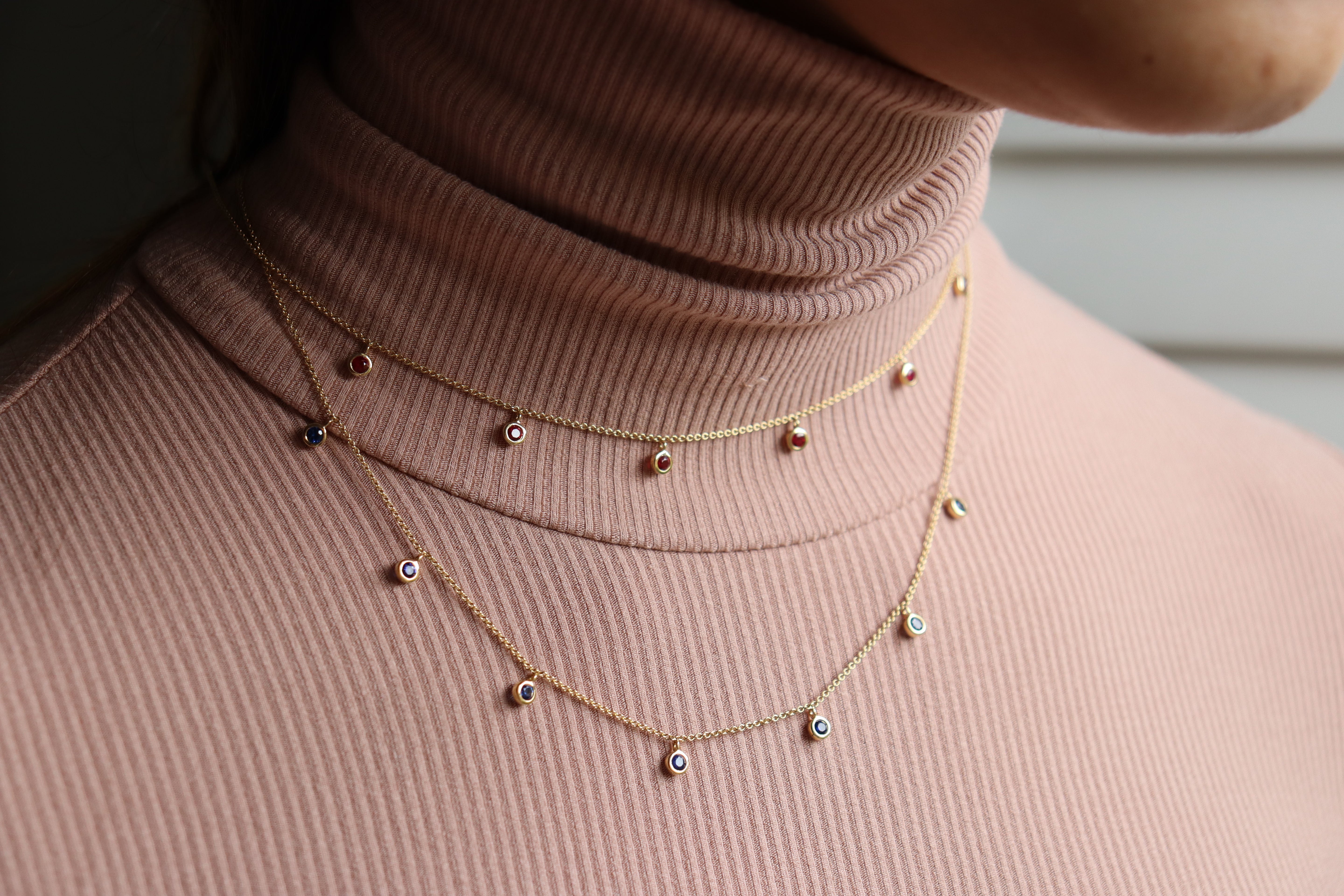 18ct Yellow Gold Sapphire Bezel Necklace