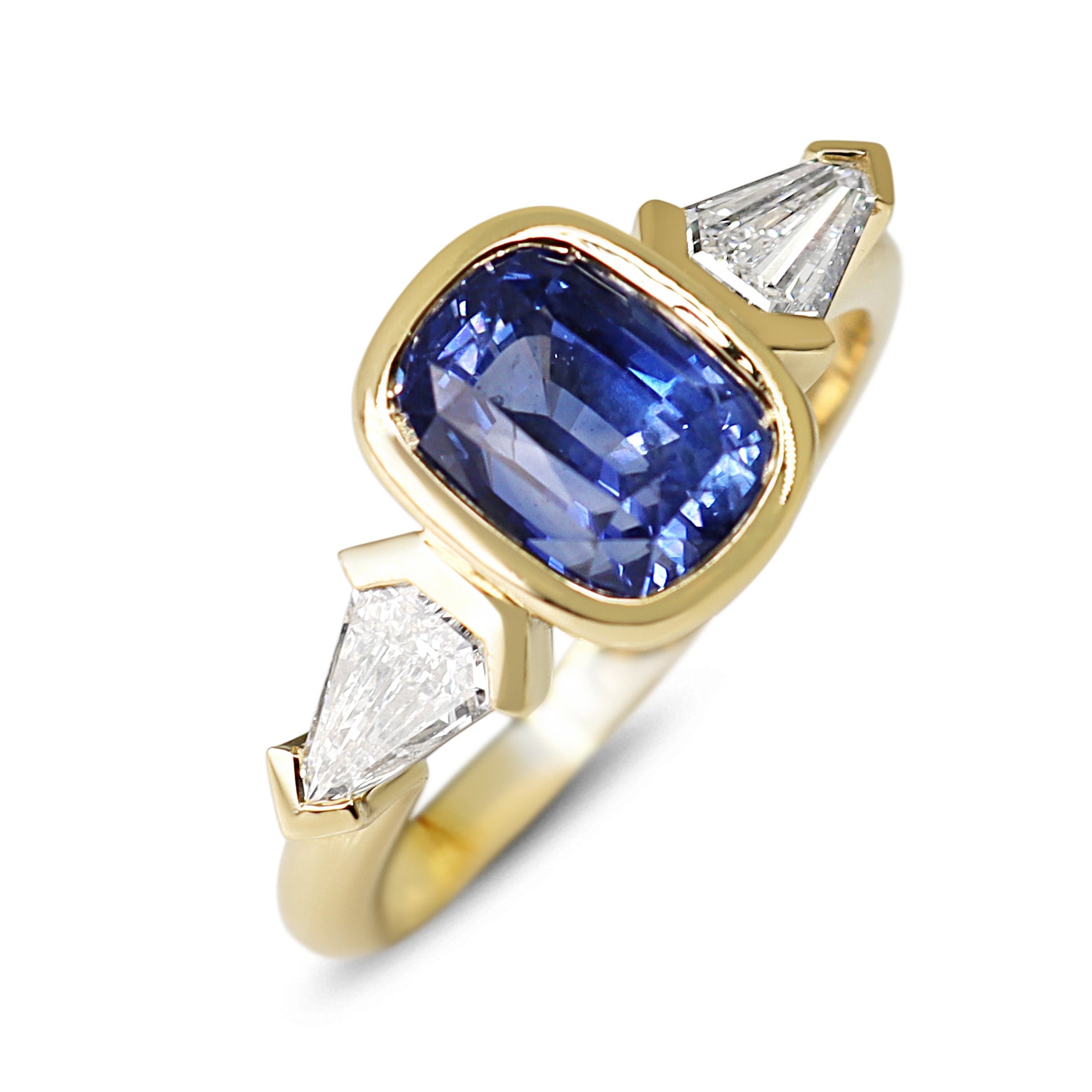 18ct Yellow Gold Sapphire and Sheild Cut Diamond 3 Stone Ring