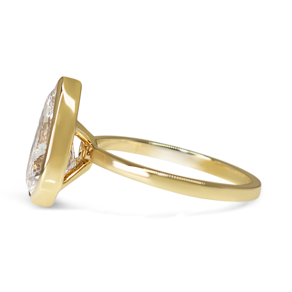 14ct Yellow Gold 3.01ct Lab Grown Bezel Set Pear Diamond Solitaire Ring