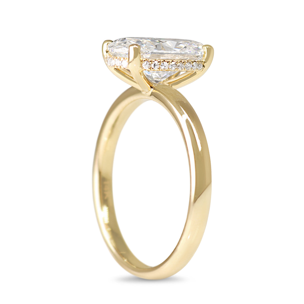 14ct Yellow Gold Lab Grown 2.53ct Oval Diamond Solitaire Ring