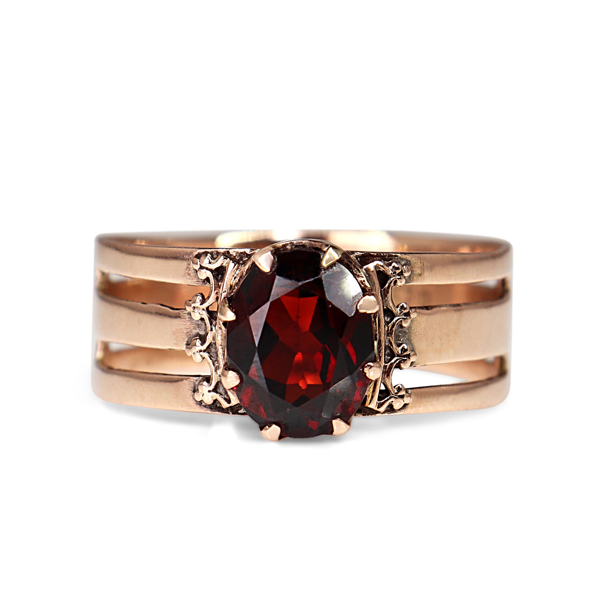 9ct Rose Gold Antique Garnet Ring