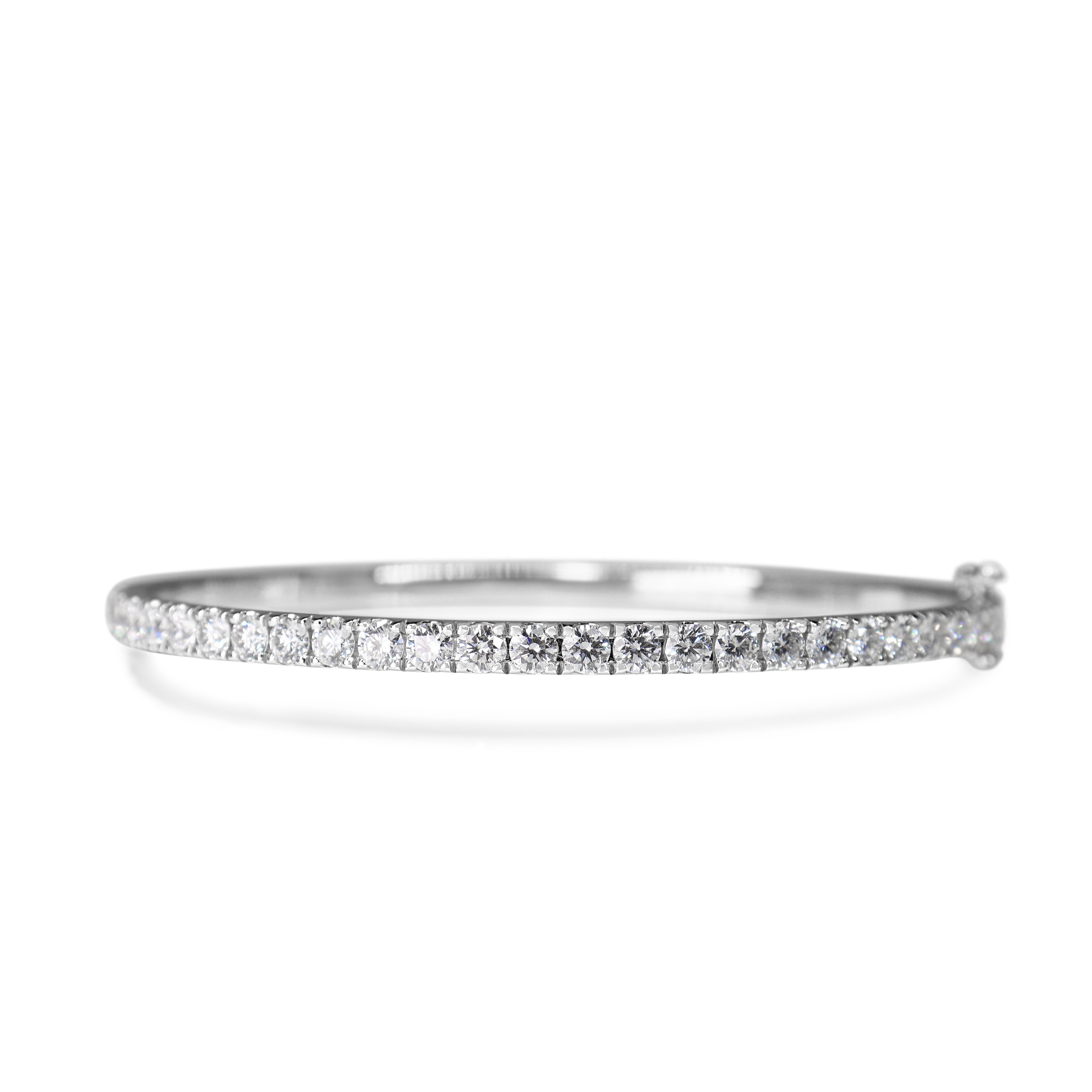 9ct White Gold 3.10ct Diamond Bangle