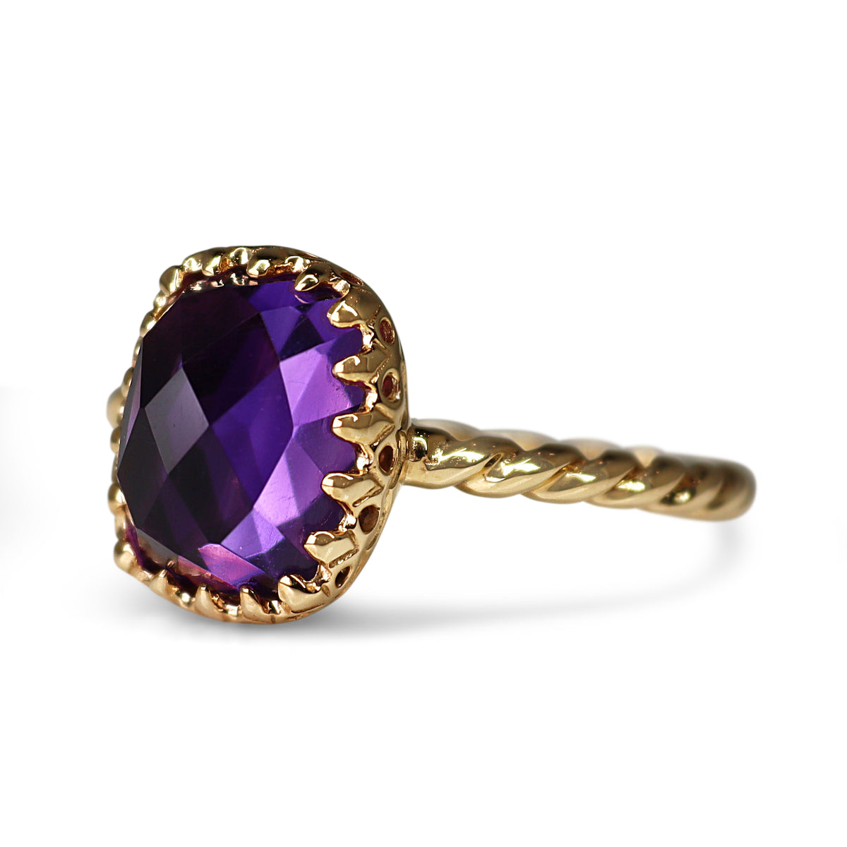 18ct Yellow Gold Amethyst Vintage Style Ring