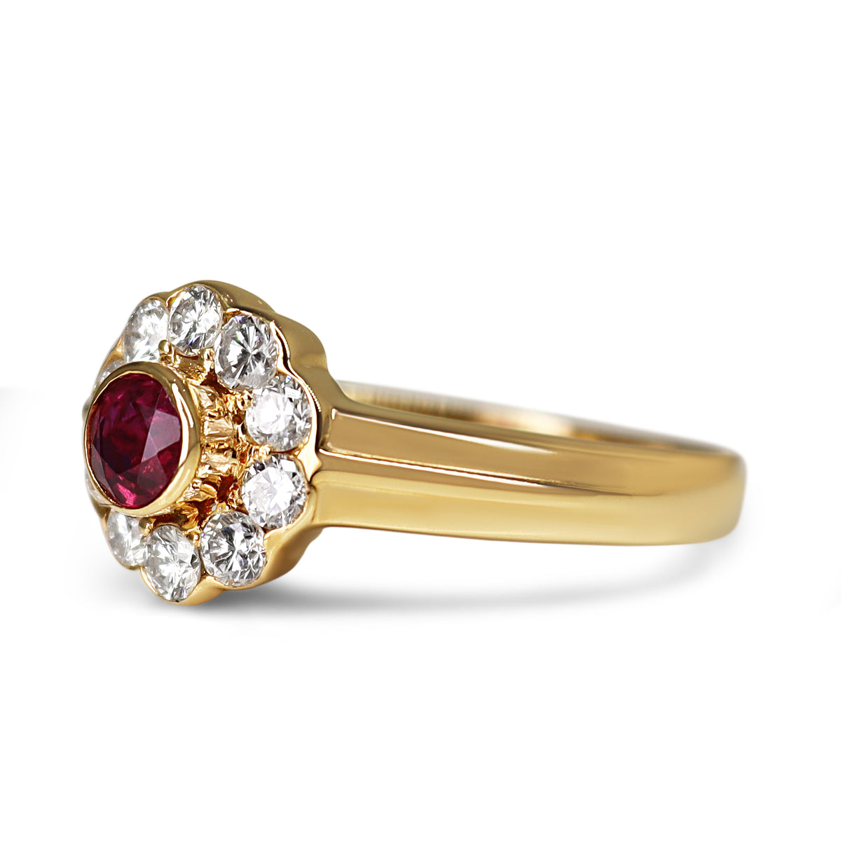 18ct Yellow Gold Ruby and Diamond Daisy Ring