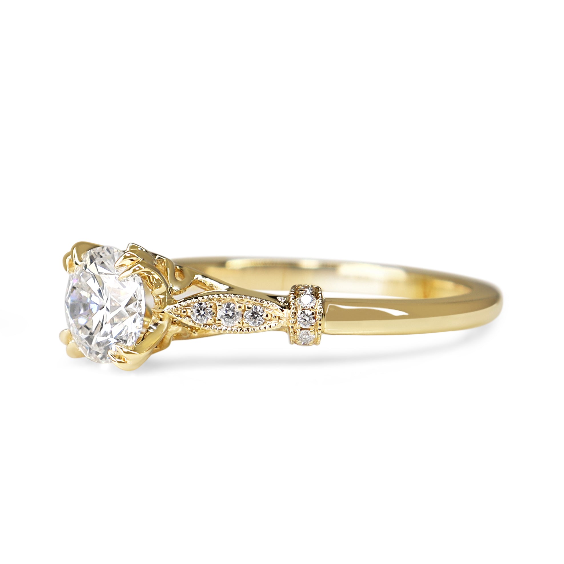 18ct Yellow Gold Vintage Style Diamond Solitaire Ring