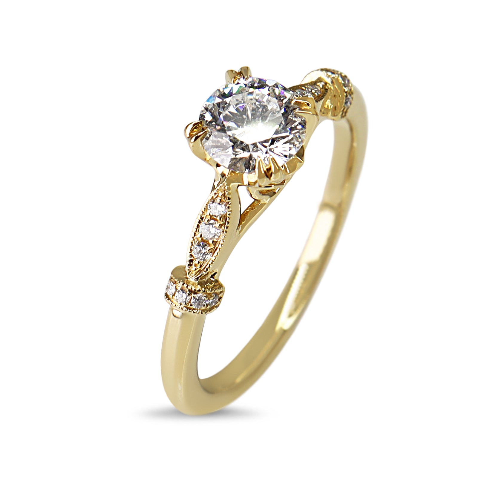 18ct Yellow Gold Vintage Style Diamond Solitaire Ring