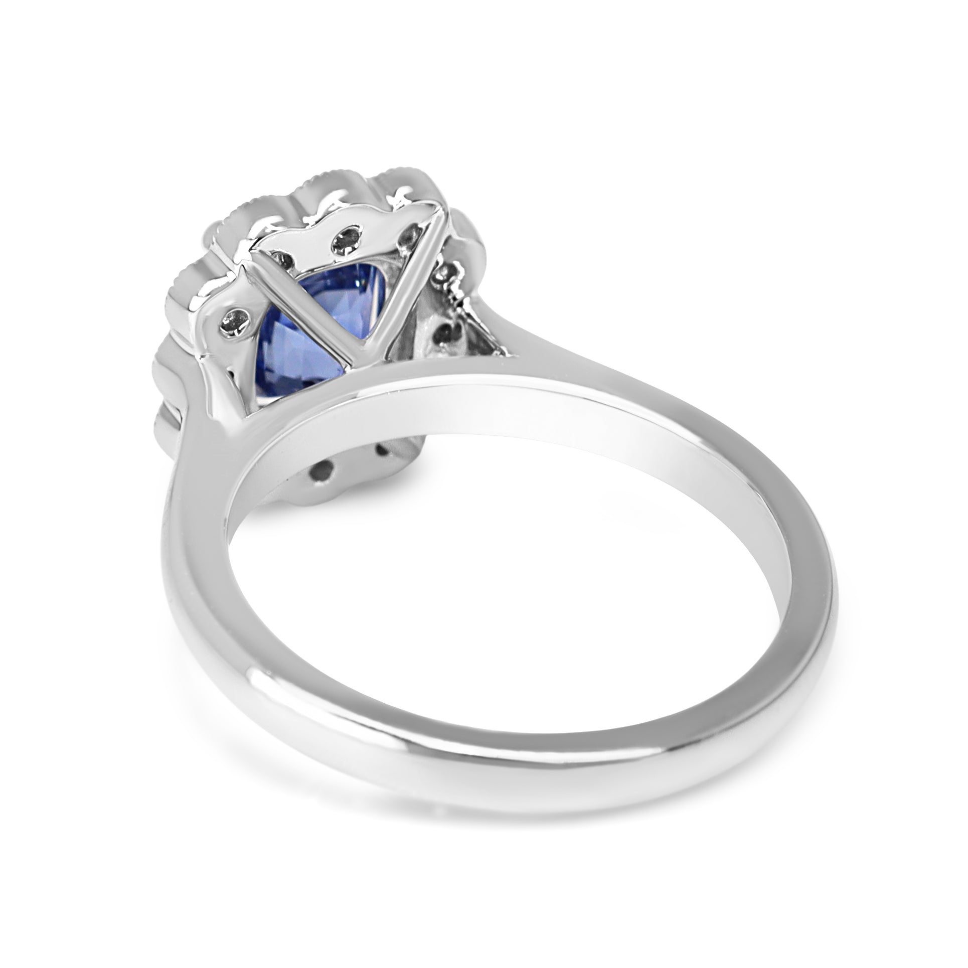 18ct White Gold Sapphire and Diamond Daisy Ring