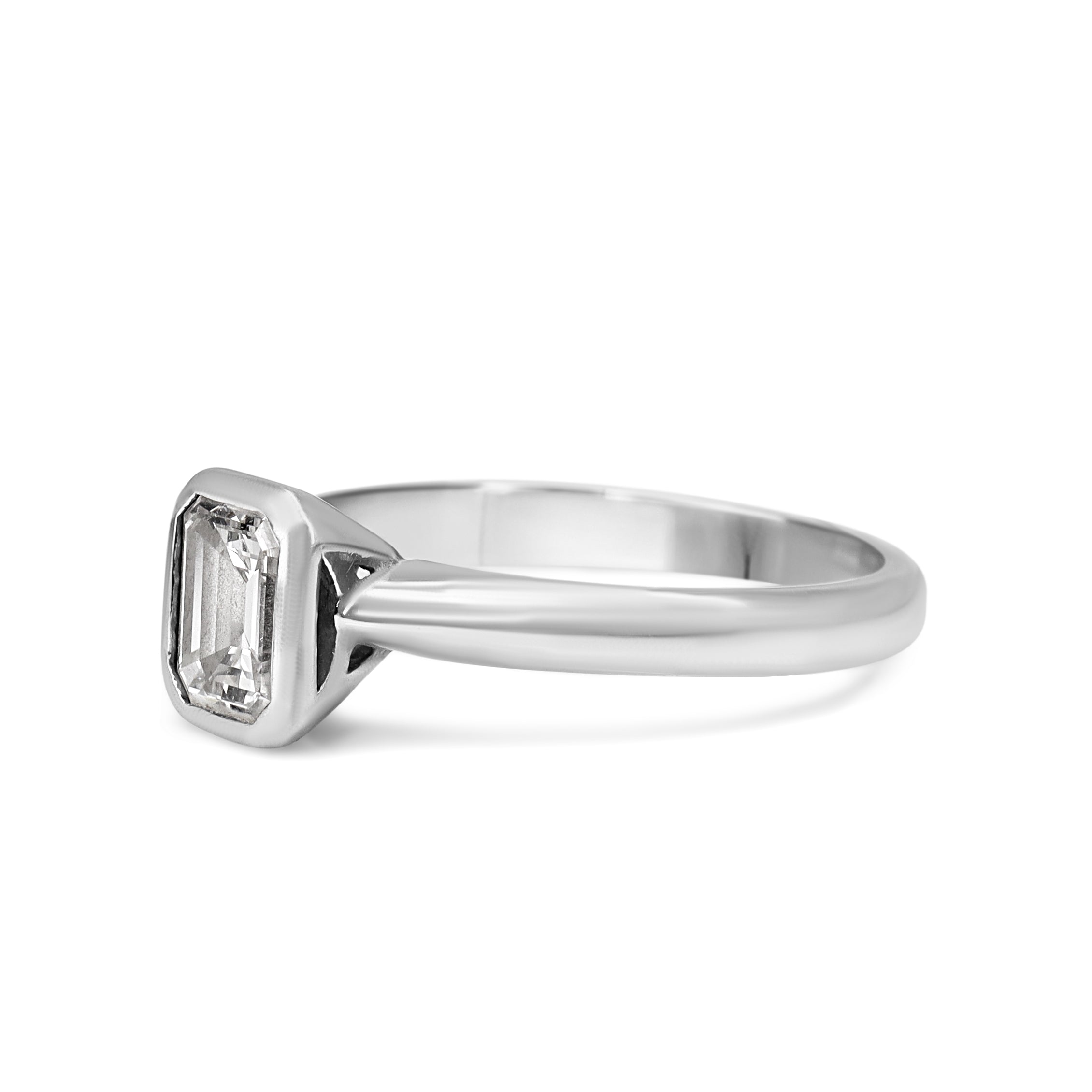 18ct White Gold 1.00ct Emerald Cut Bezel Diamond Solitaire Ring