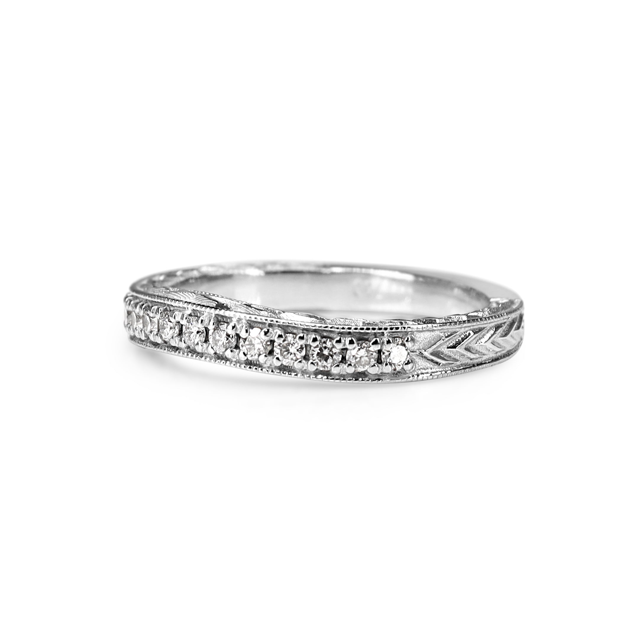 18ct White Gold Fitted / Curved Diamond Band Ring with Etched Sides