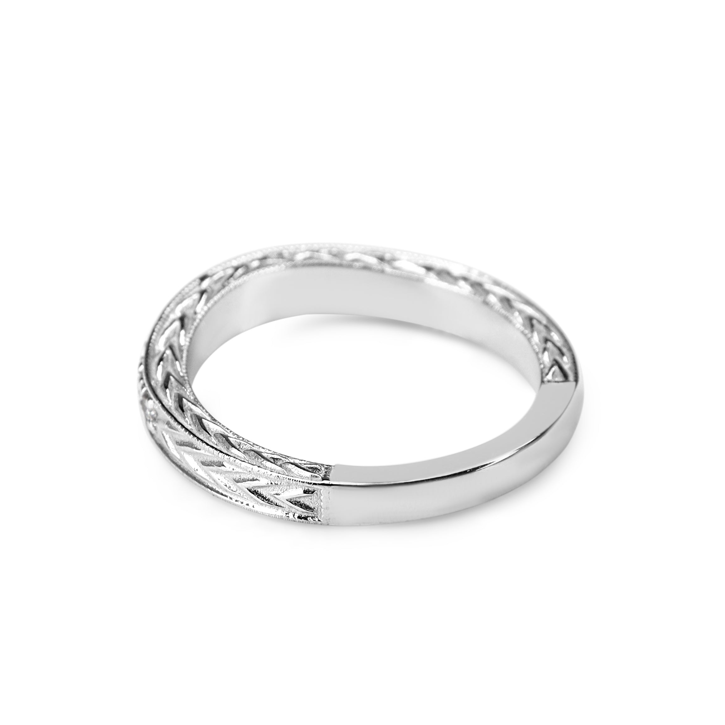 18ct White Gold Fitted / Curved Diamond Band Ring with Etched Sides