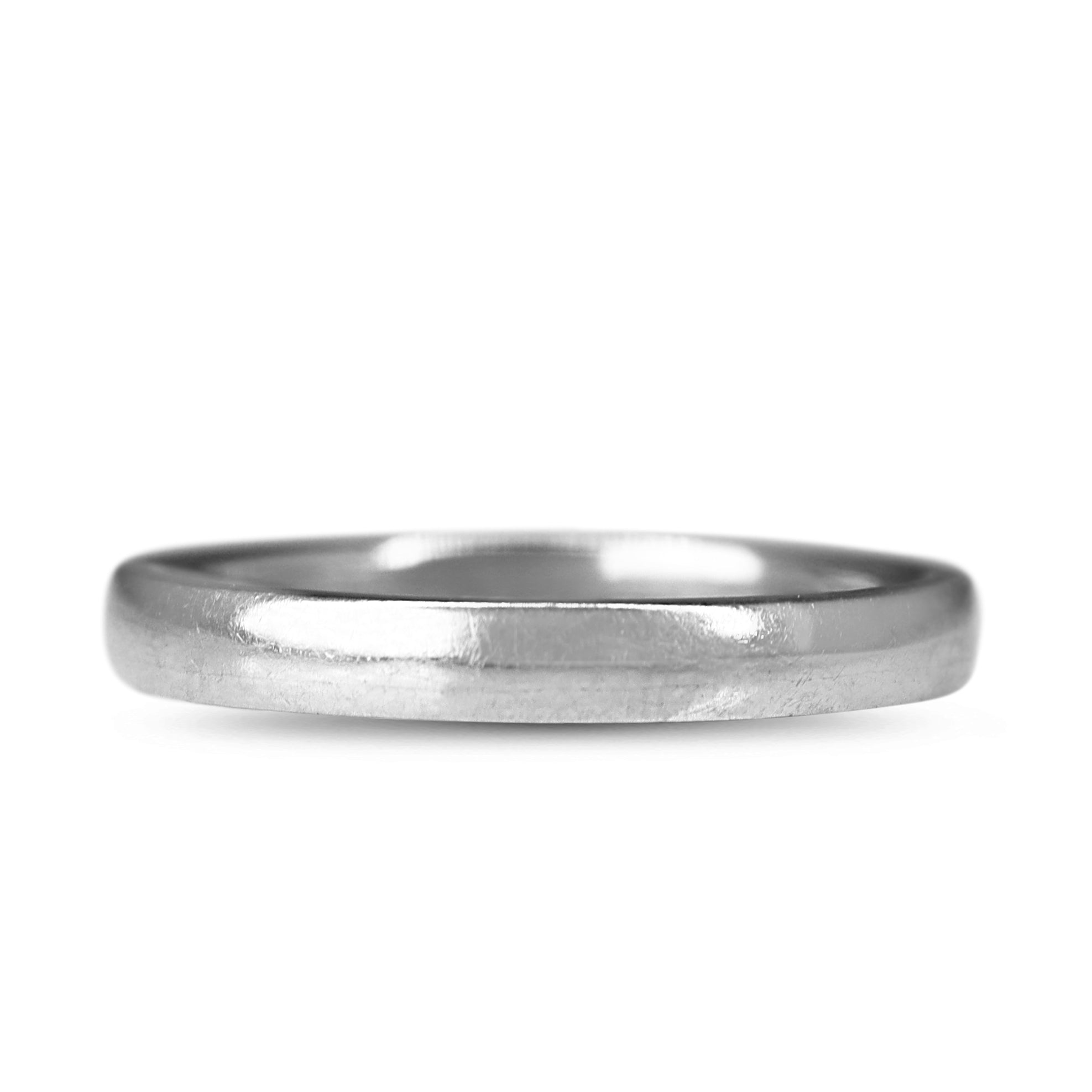 Minimalist 18ct white gold plain wedding band with a smooth polished finish