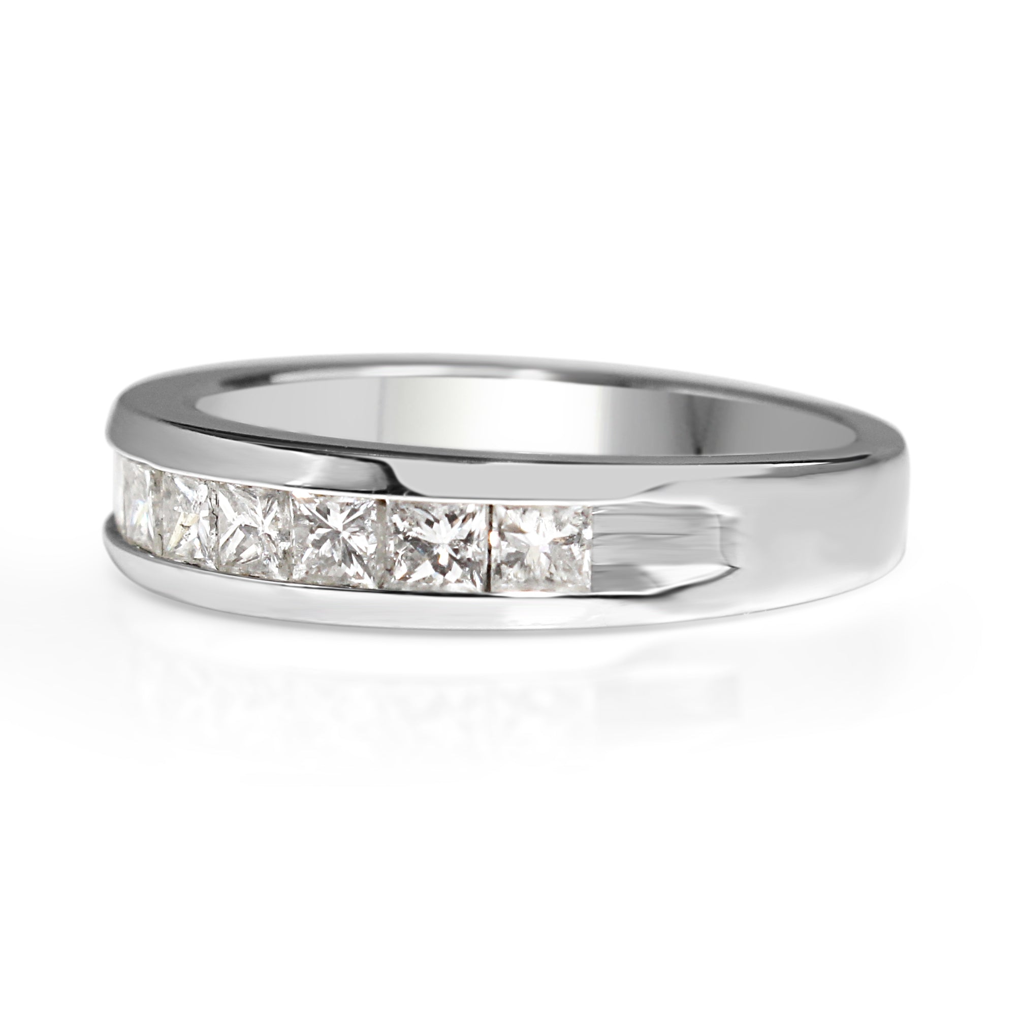 Side view of 14ct white gold 1.10ct princess cut diamond band showing the polished white gold profile
