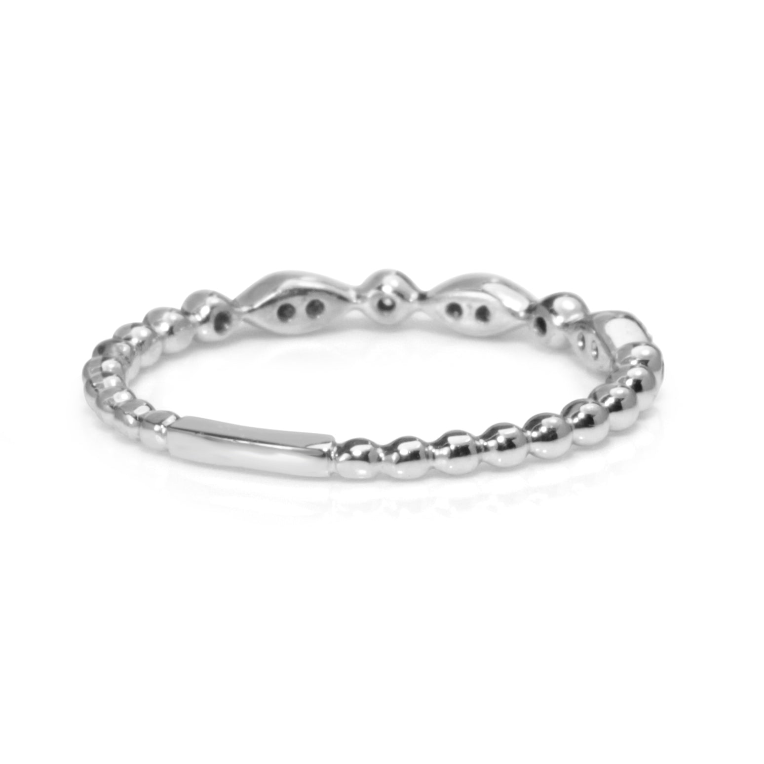 Back profile of 9ct white gold vintage style diamond band showing the polished white gold shank
