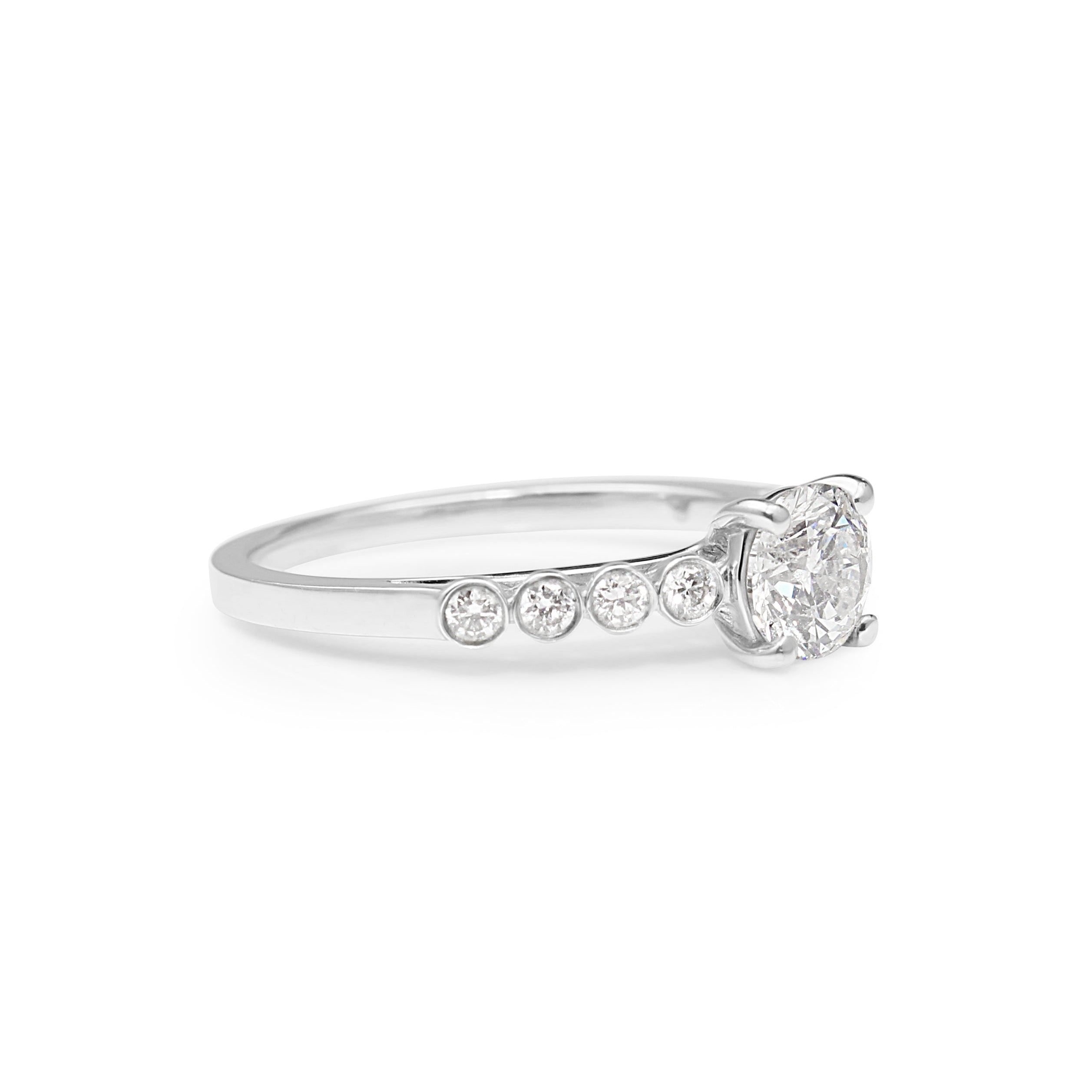 classic round brilliant engagement ring Melbourne