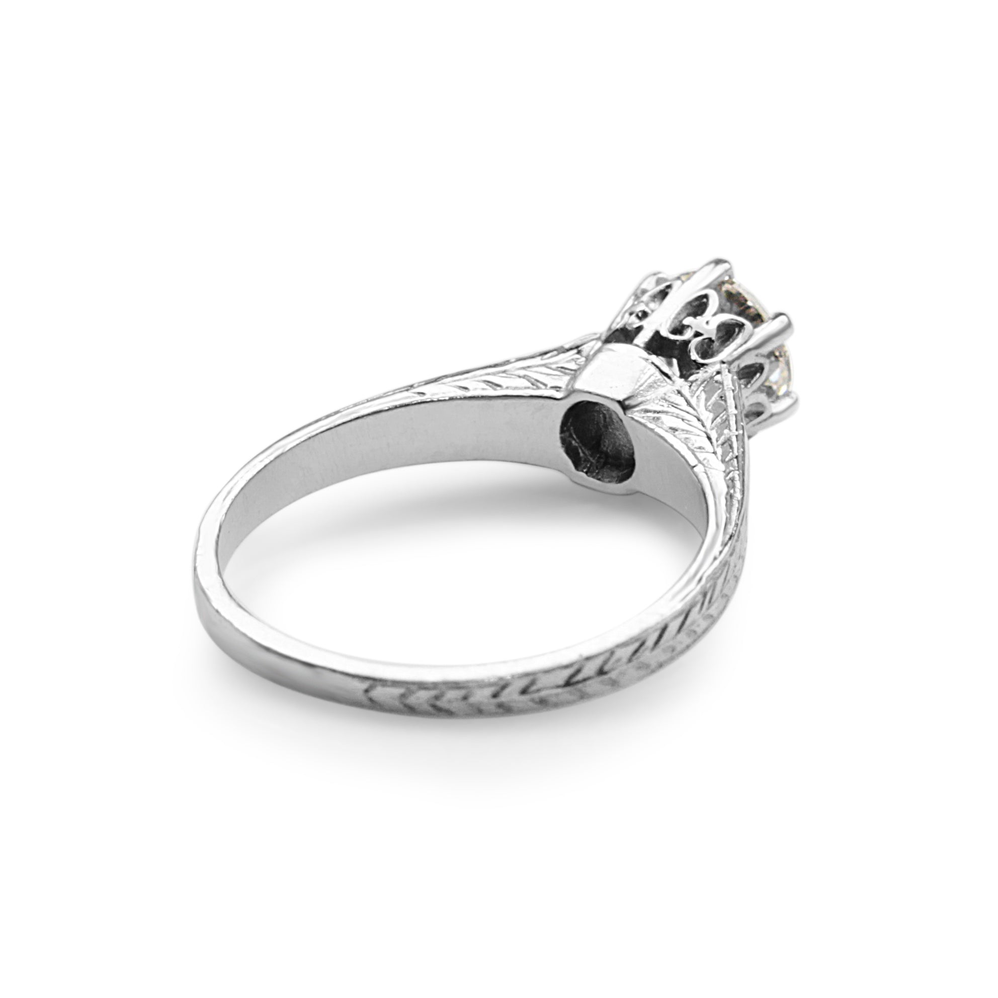 18ct White Gold Antique Style Diamond Solitaire Ring