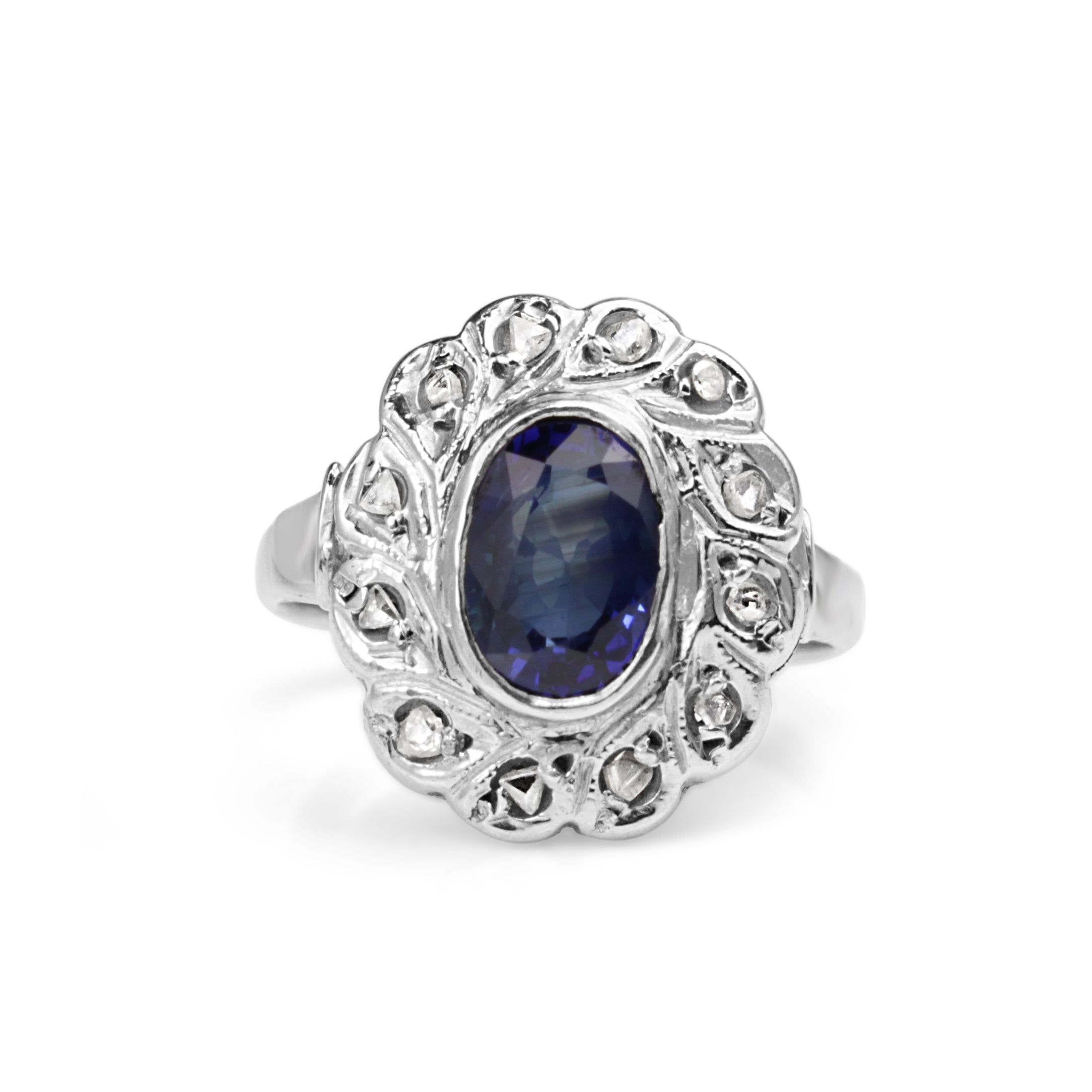 14ct white gold antique sapphire and diamond ring close up
