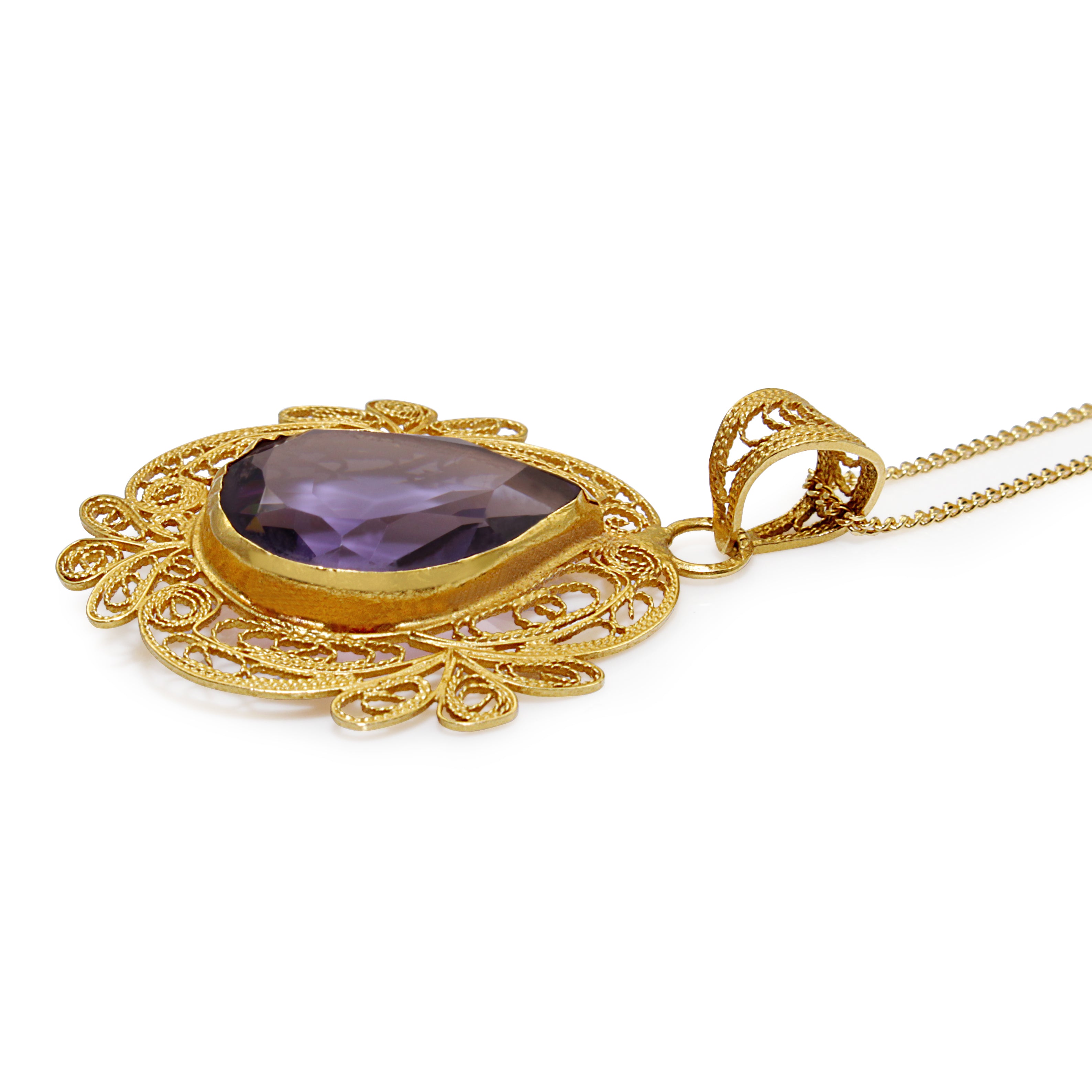 amethyst pendant necklace close up Melbourne fine jewellery