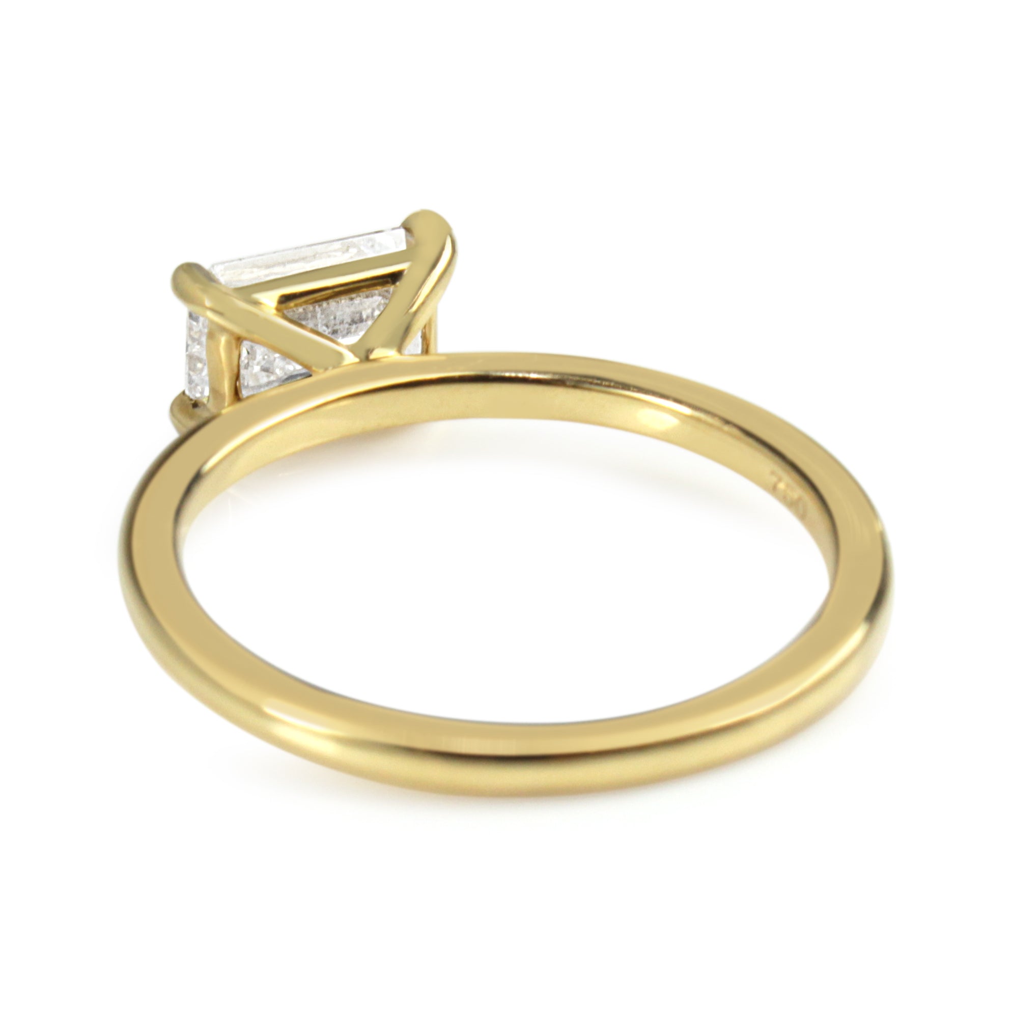 18ct Yellow Gold East West Emerald Cut 1.00ct Diamond Solitaire Ring