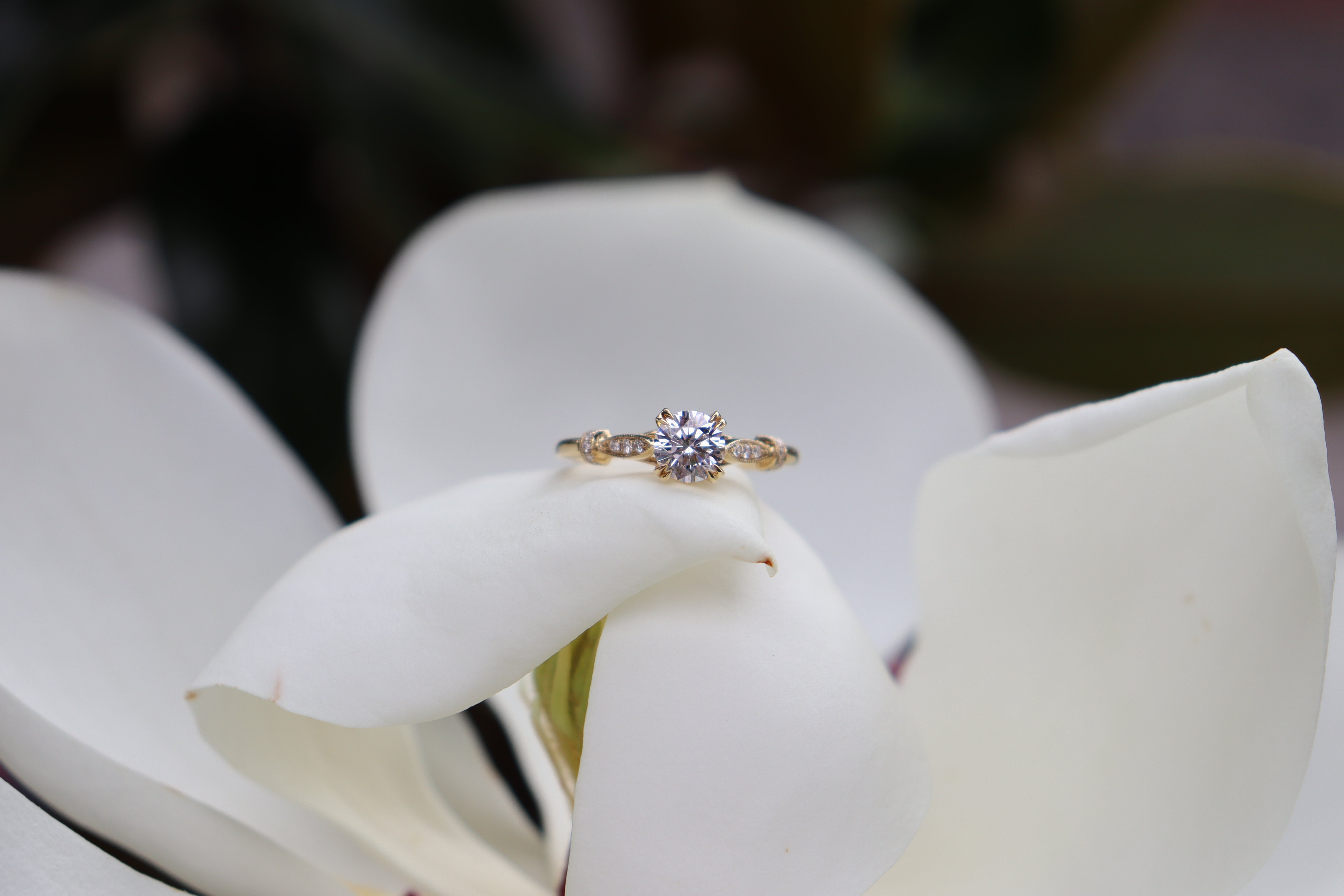 18ct Yellow Gold Vintage Style Diamond Solitaire Ring