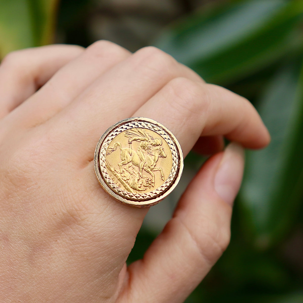 9ct Yellow Gold Mount with 22ct Sovereign from 1912